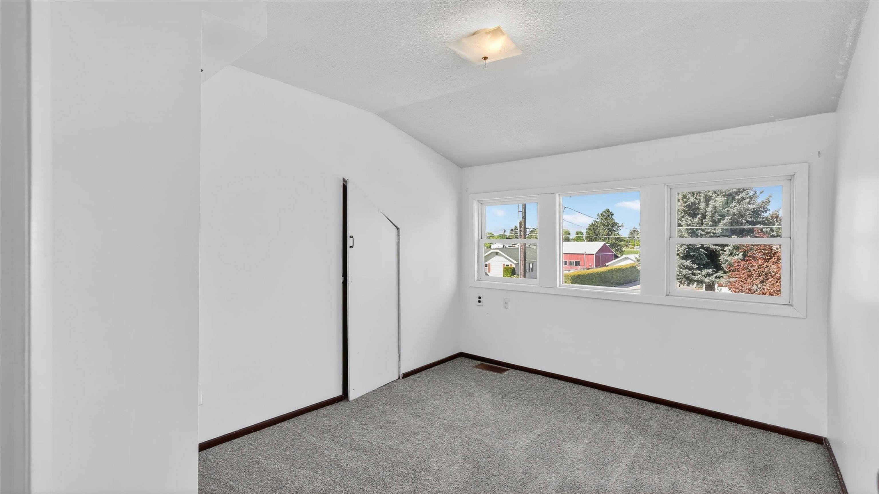 7314 N Altamont St - Photo 18