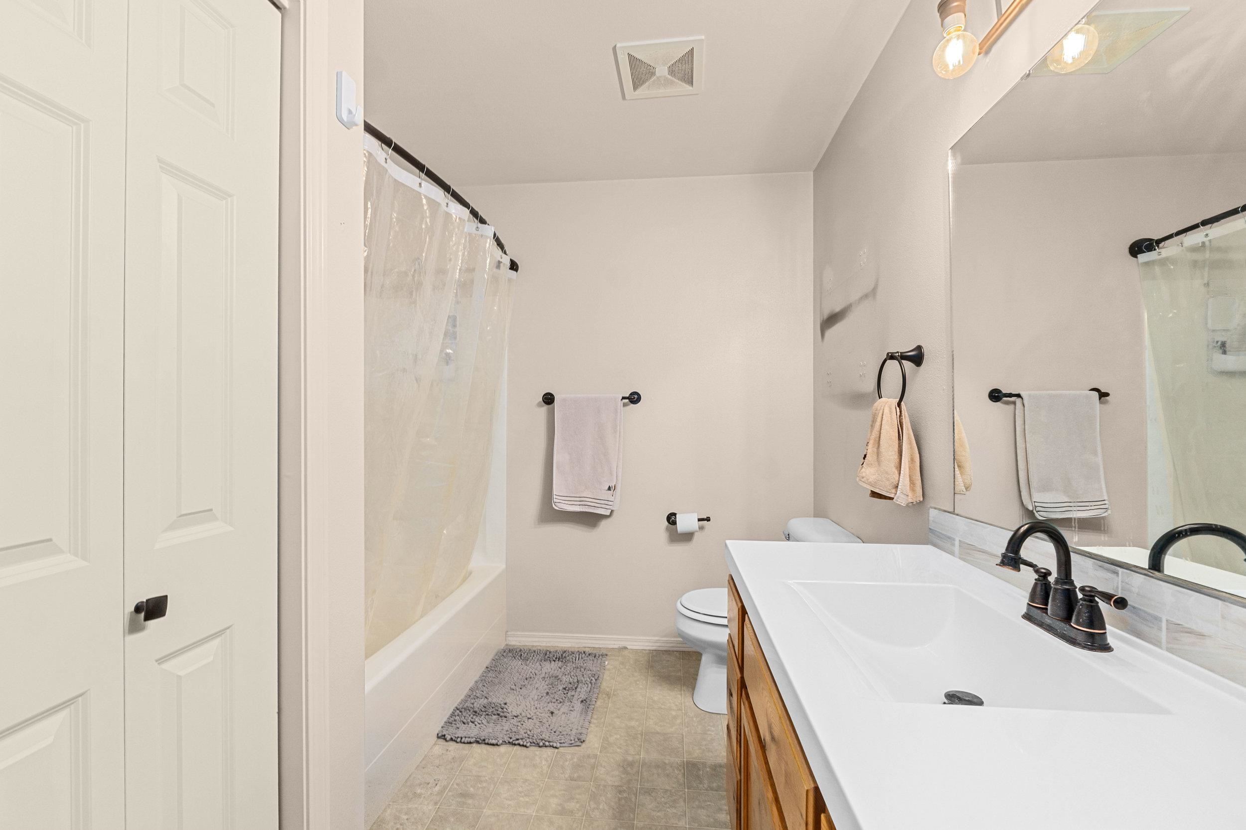 1350 Narcissus Ct - Photo 13