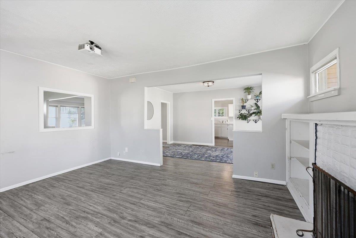 826 E 34th Ave - Photo 11