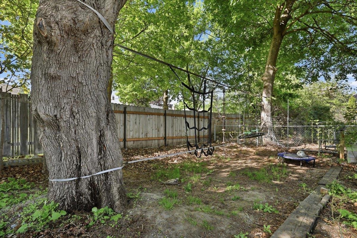 826 E 34th Ave - Photo 33