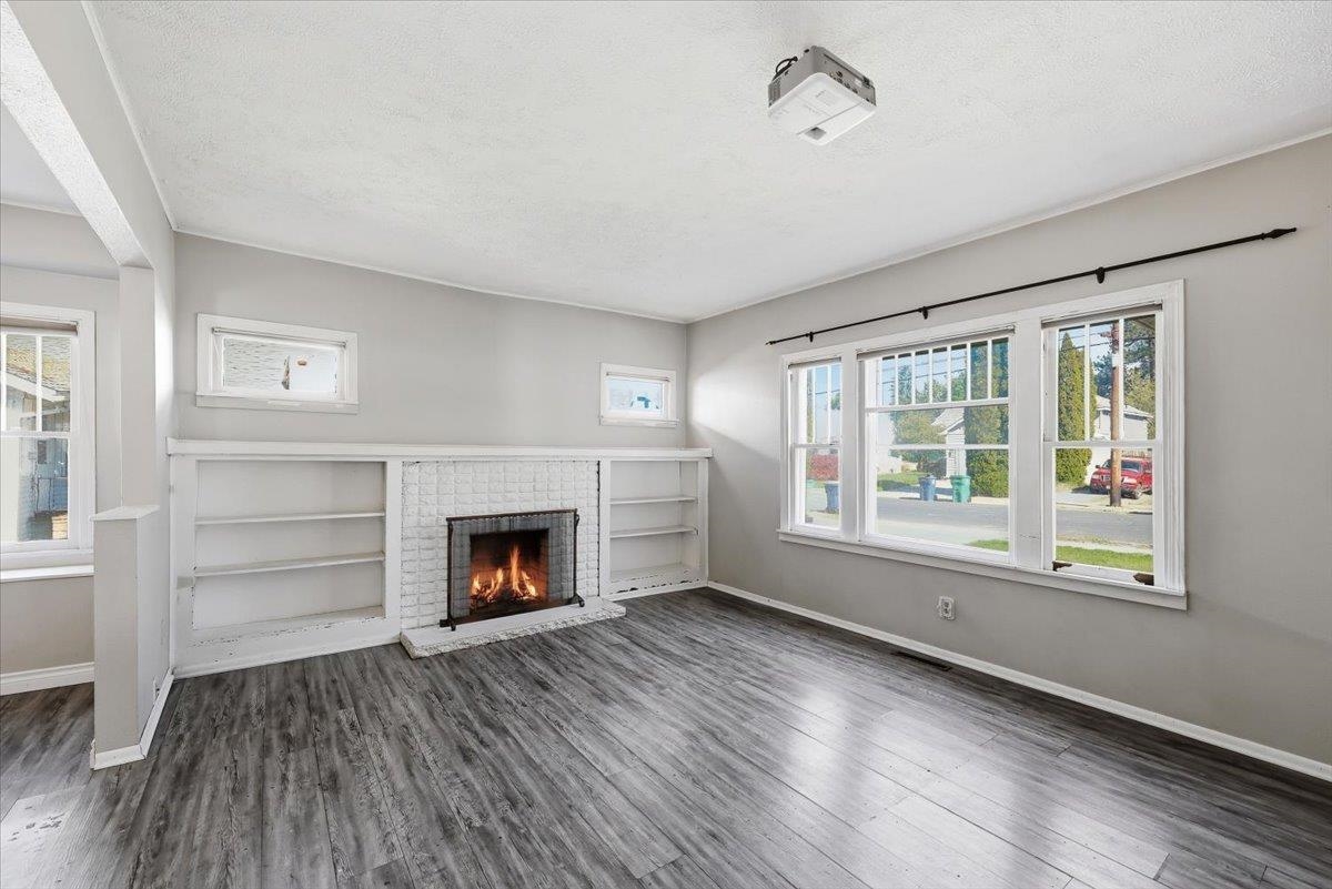826 E 34th Ave - Photo 9