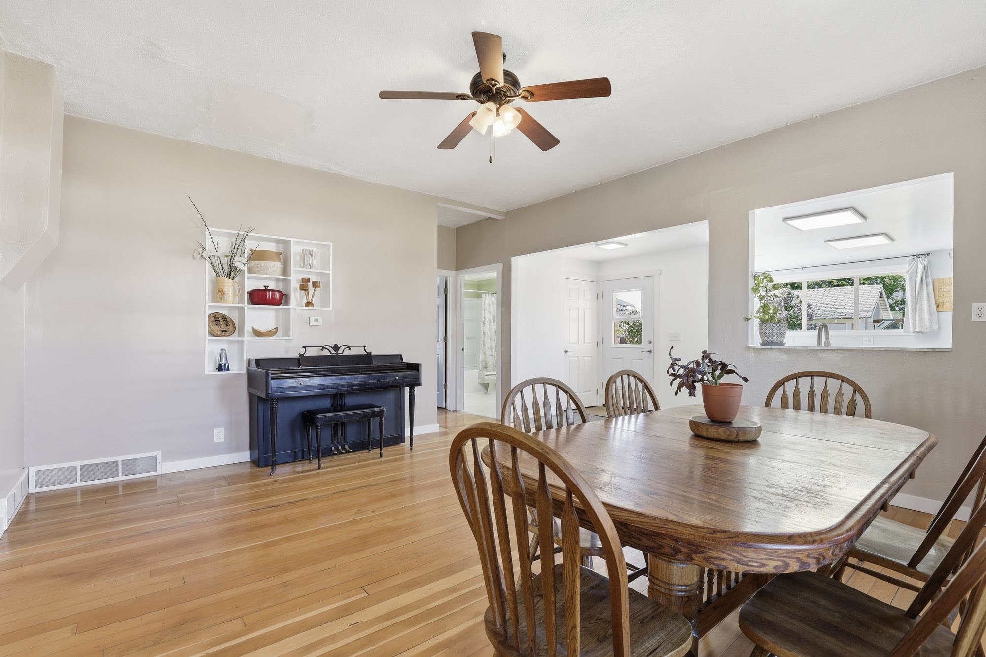 206 W 7th Ave - Photo 11