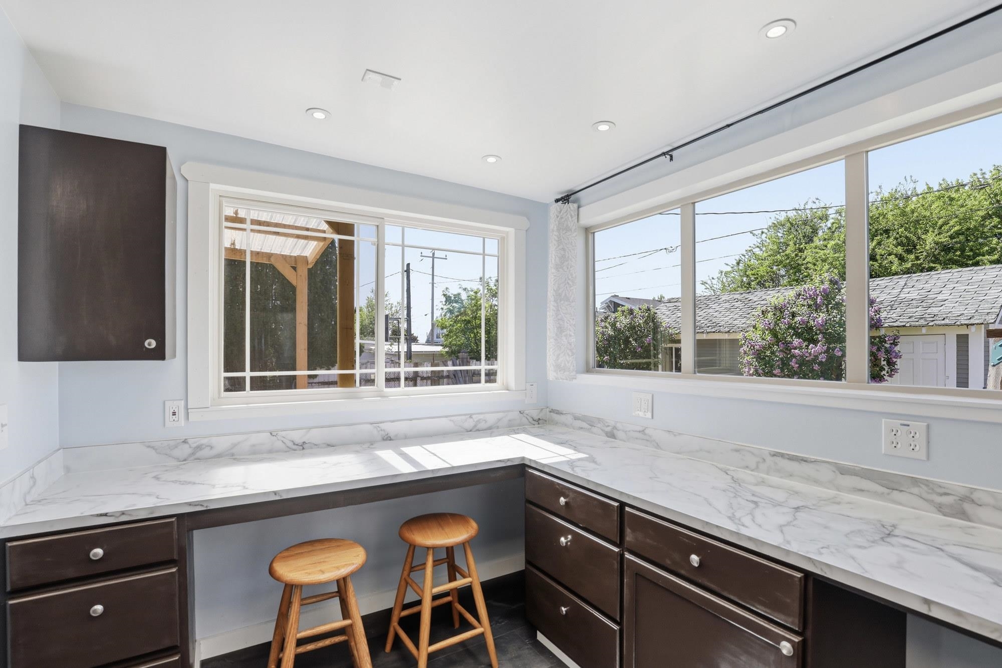 206 W 7th Ave - Photo 19