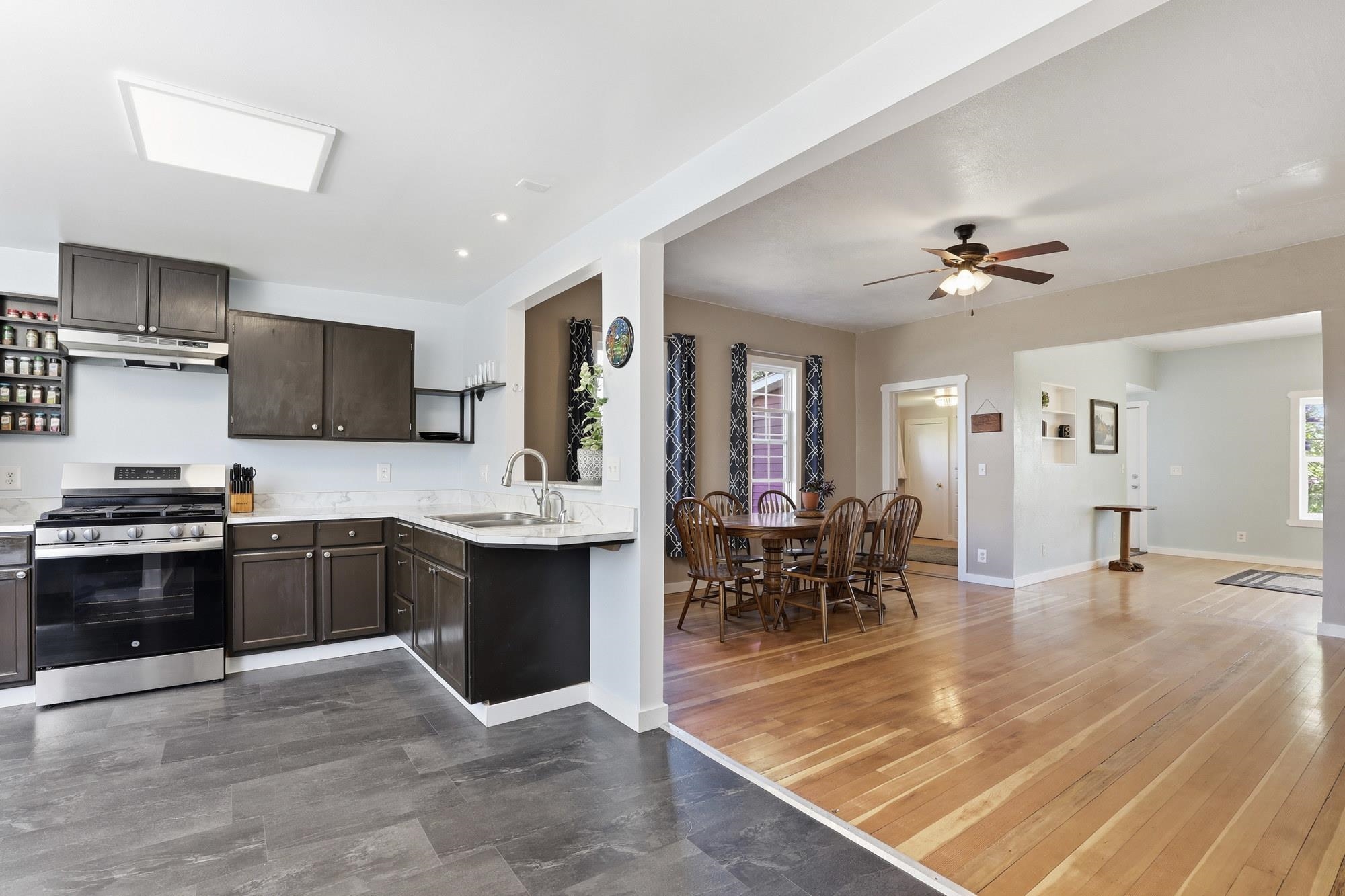 206 W 7th Ave - Photo 3