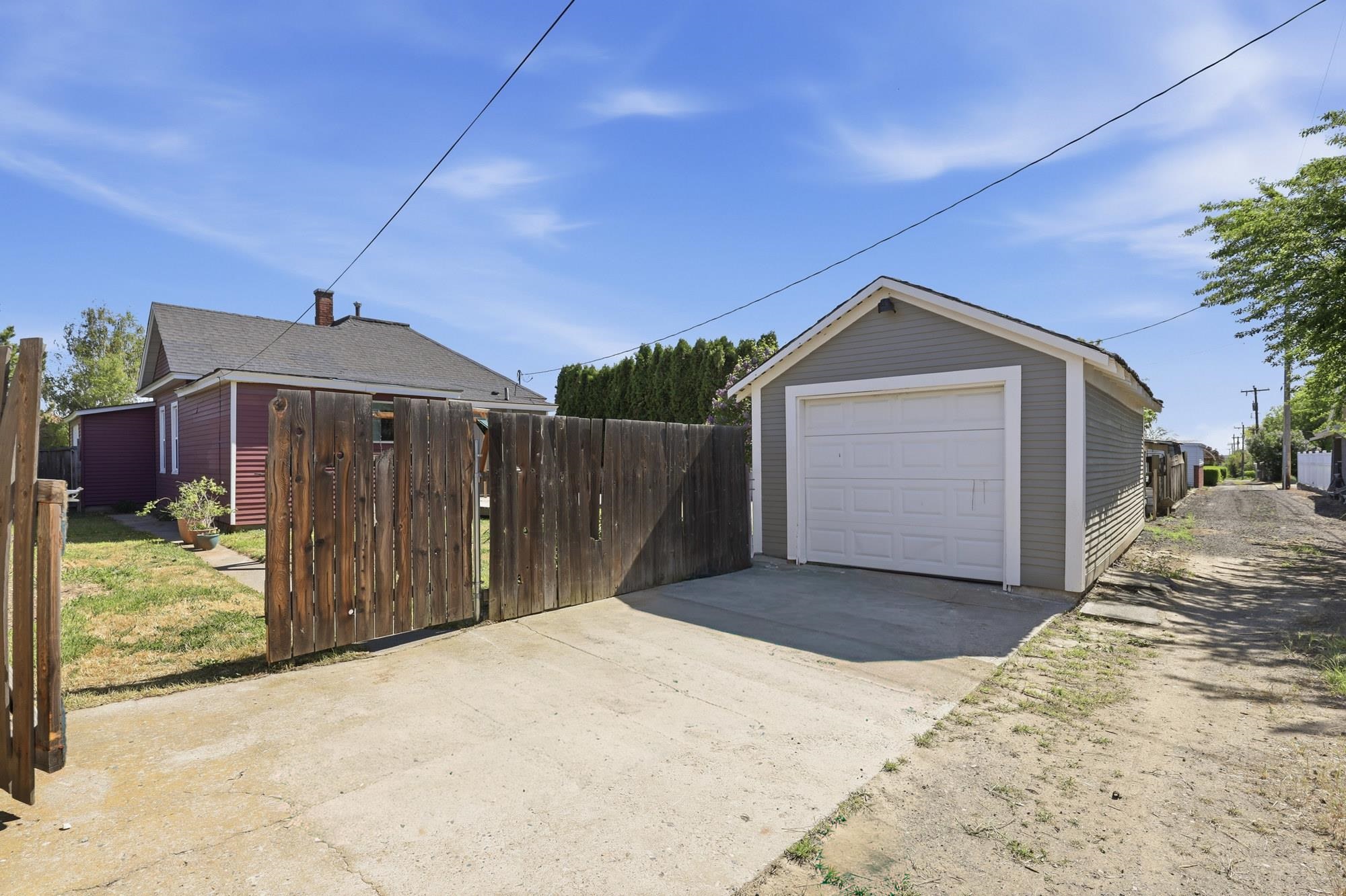206 W 7th Ave - Photo 34
