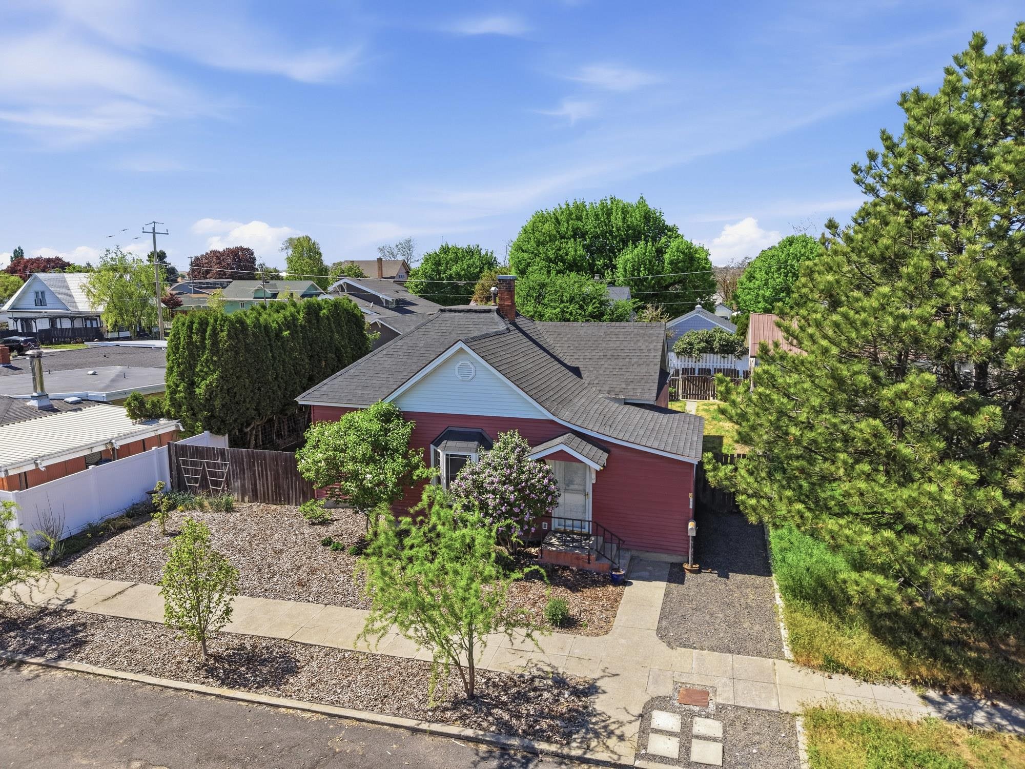 206 W 7th Ave - Photo 35