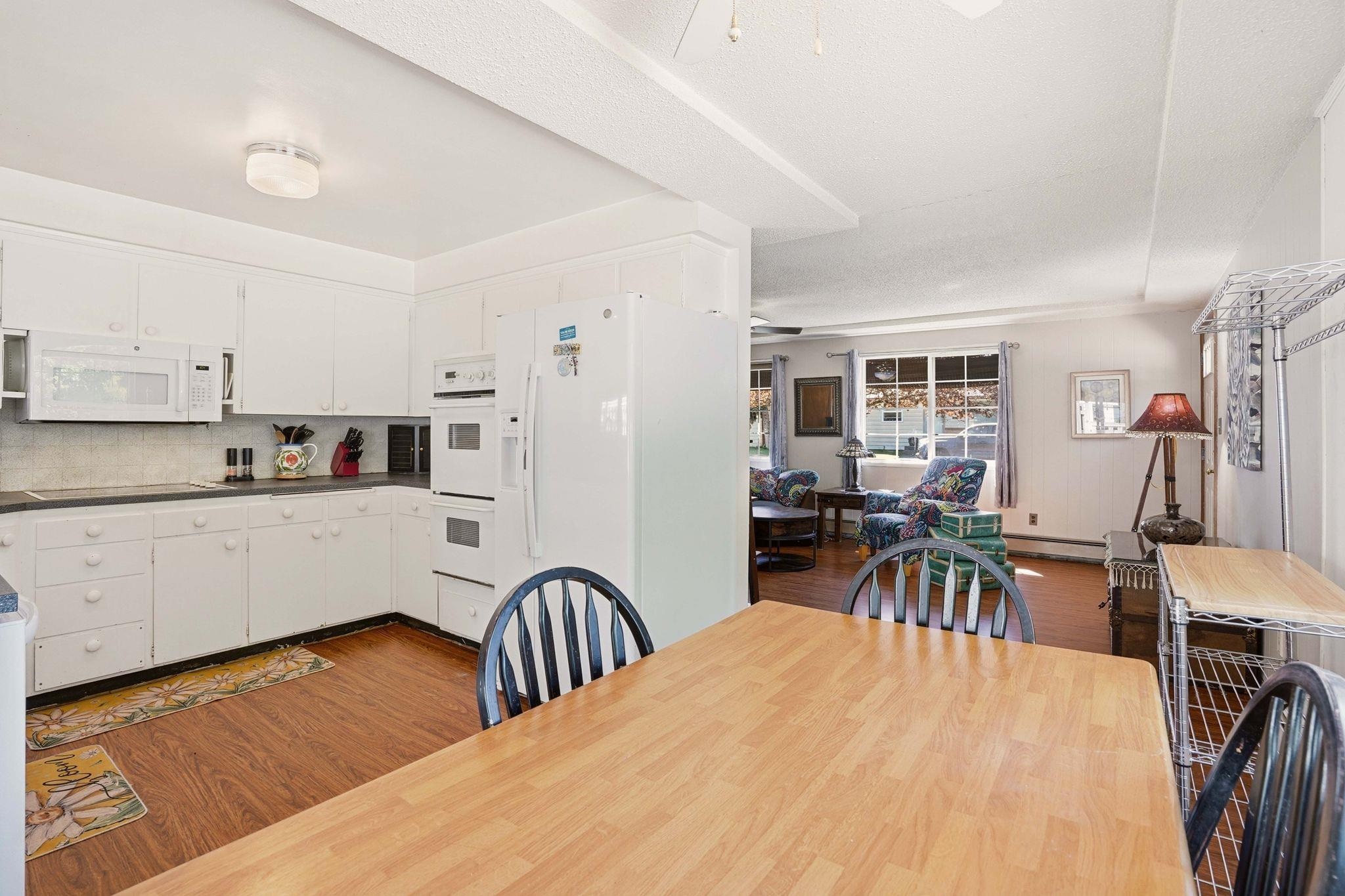 3433 W Hoffman Ave - Photo 4