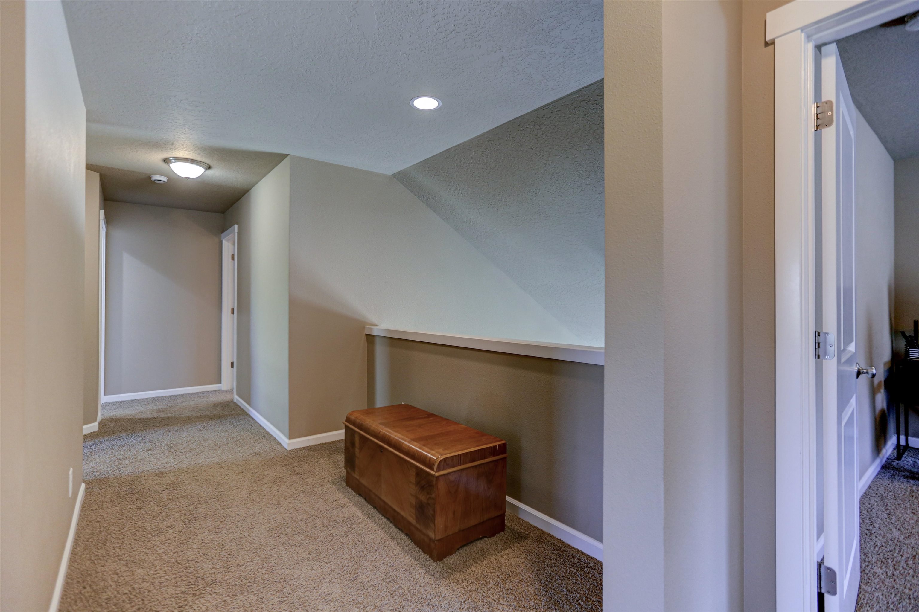 1880 N Winchester St - Photo 20