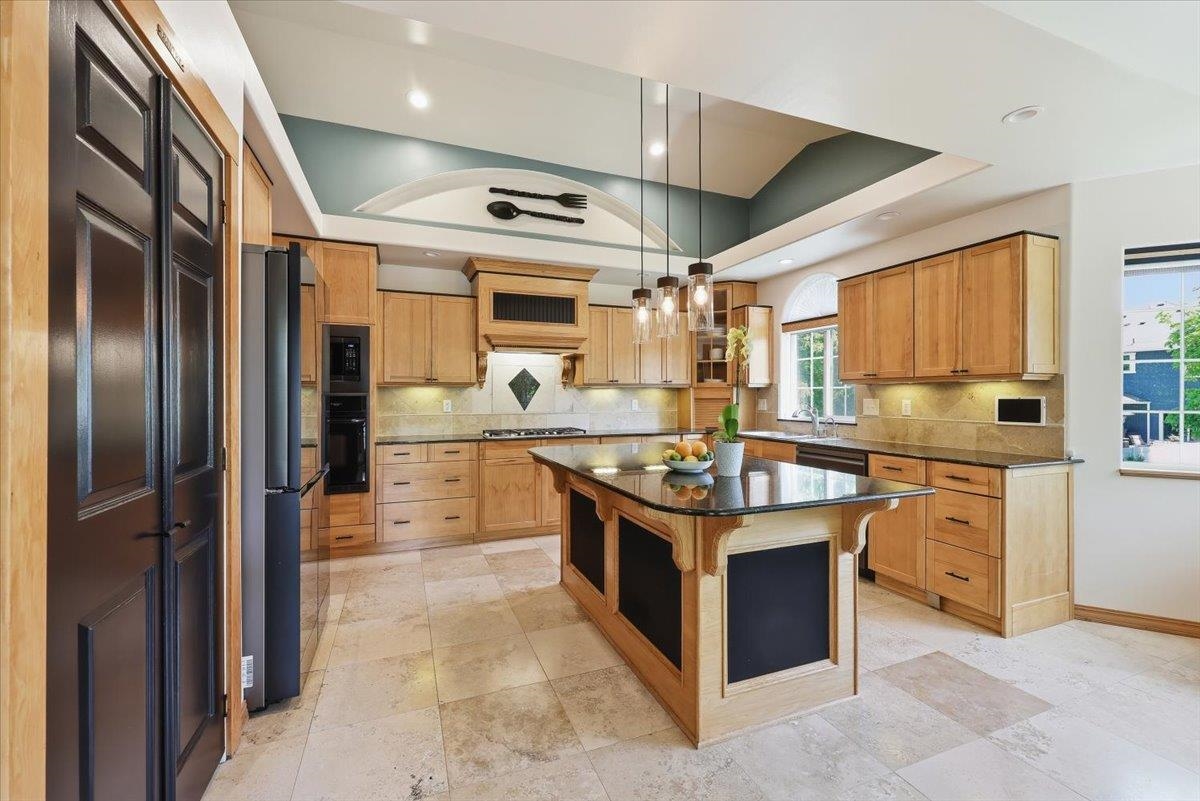17510 E Montgomery Ave - Photo 14
