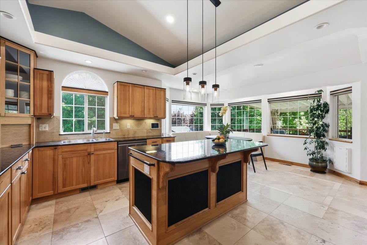 17510 E Montgomery Ave - Photo 16