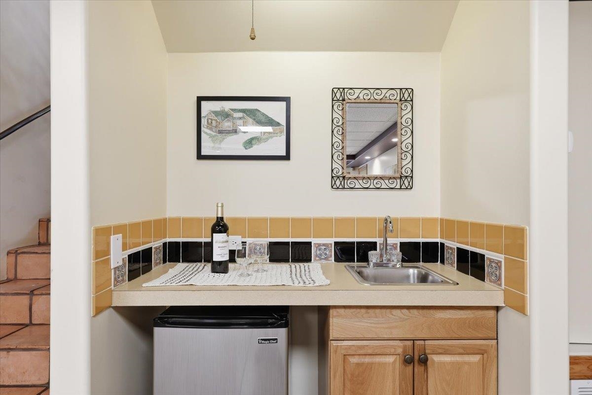 17510 E Montgomery Ave - Photo 36