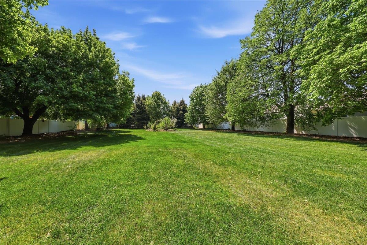 17510 E Montgomery Ave - Photo 44