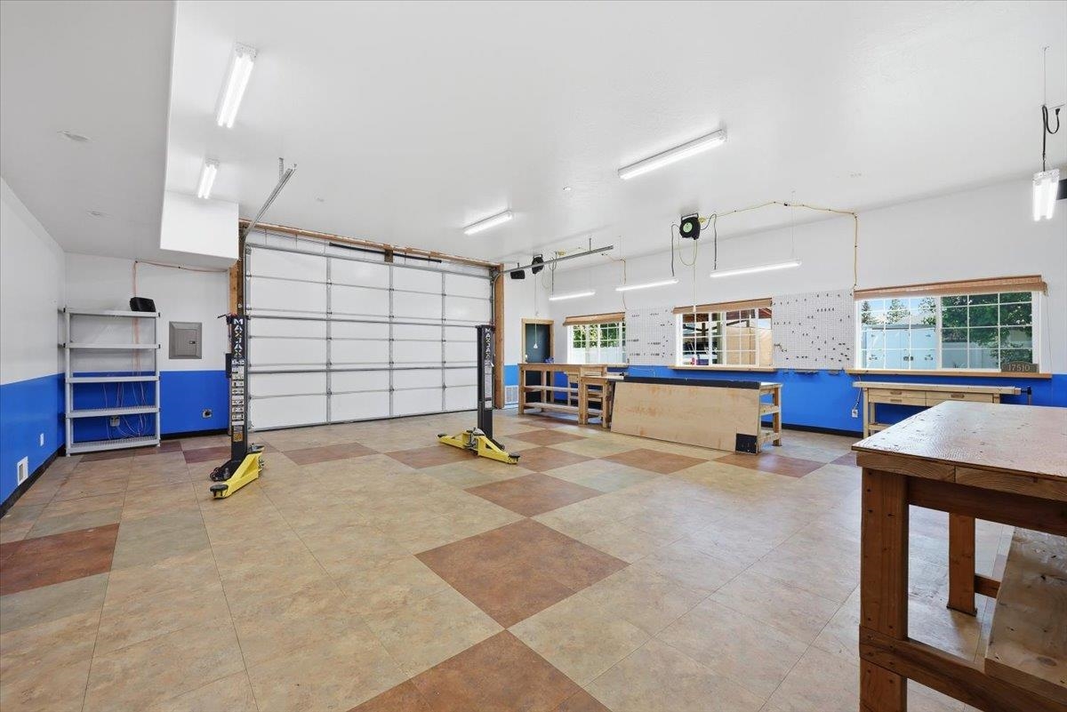 17510 E Montgomery Ave - Photo 6