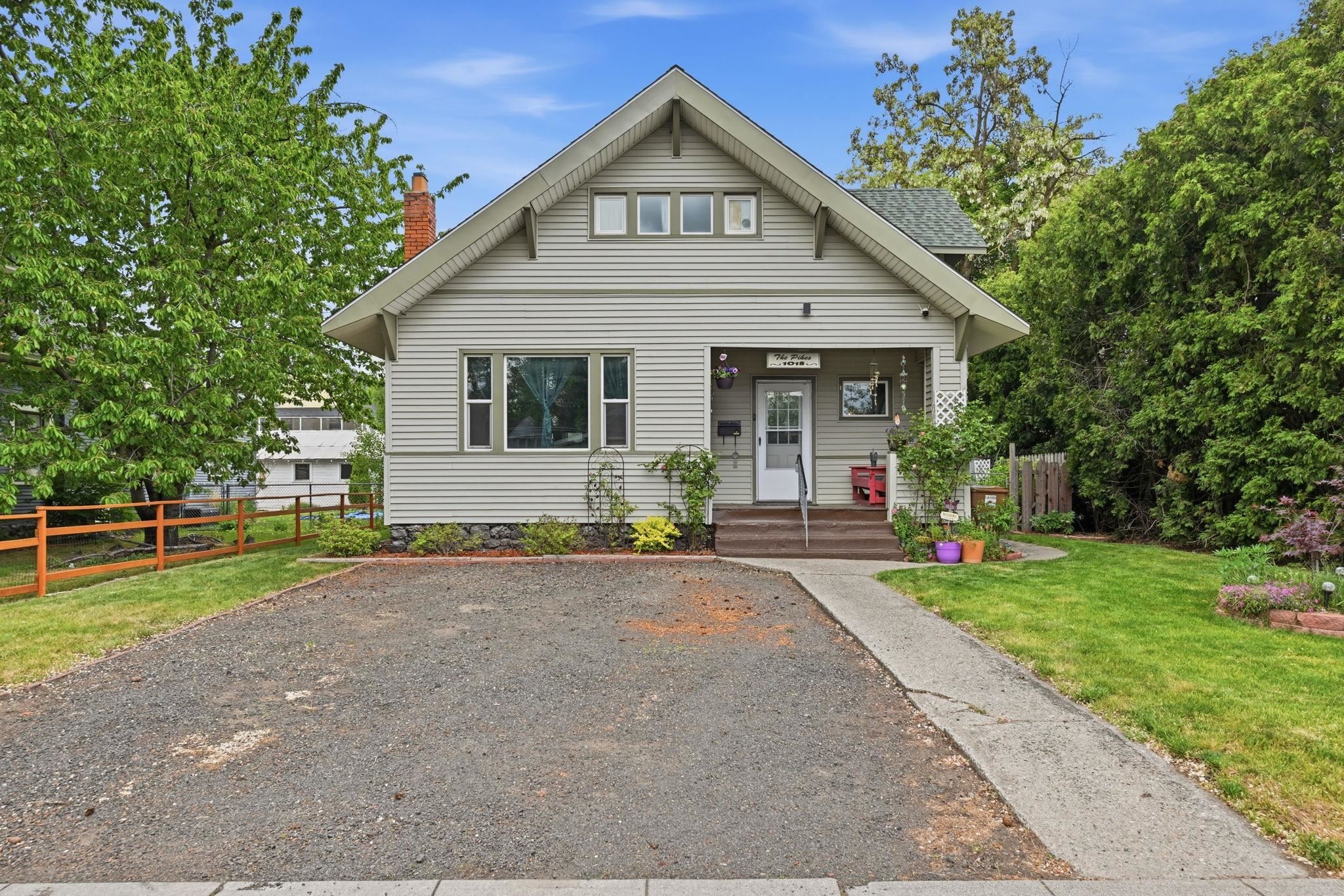 1018 W Grace Ave - Photo 2