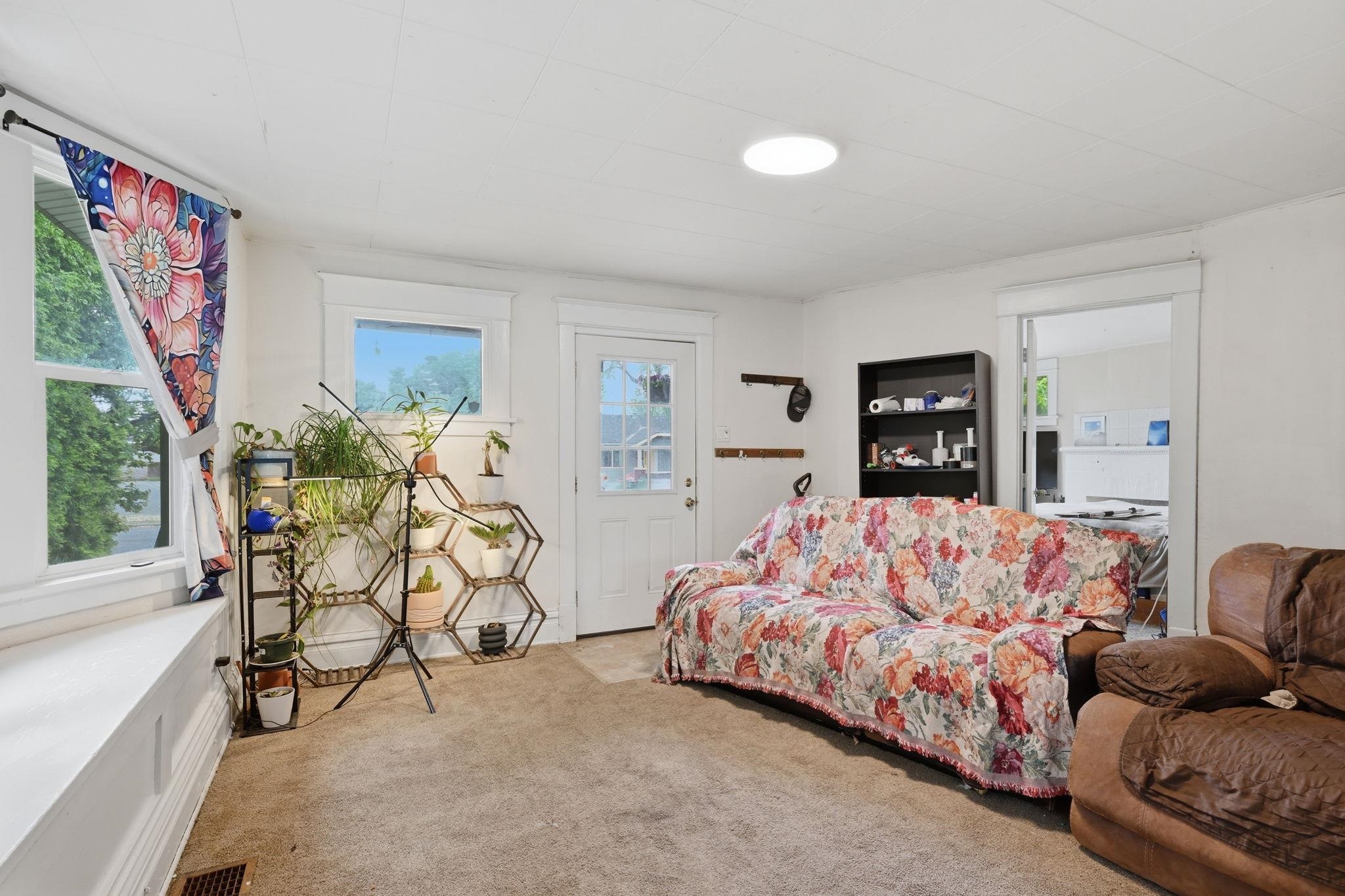 1018 W Grace Ave - Photo 24