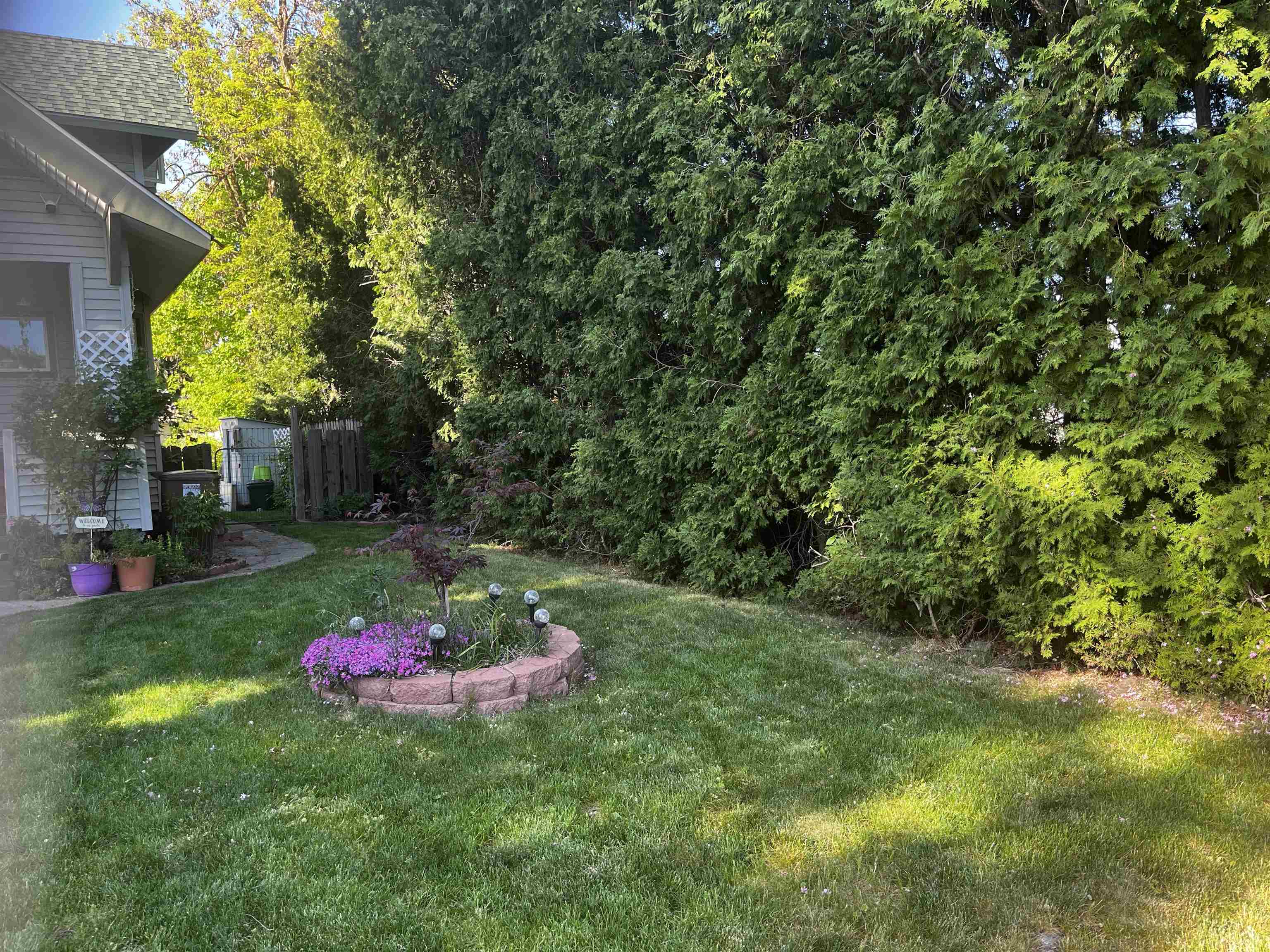 1018 W Grace Ave - Photo 4
