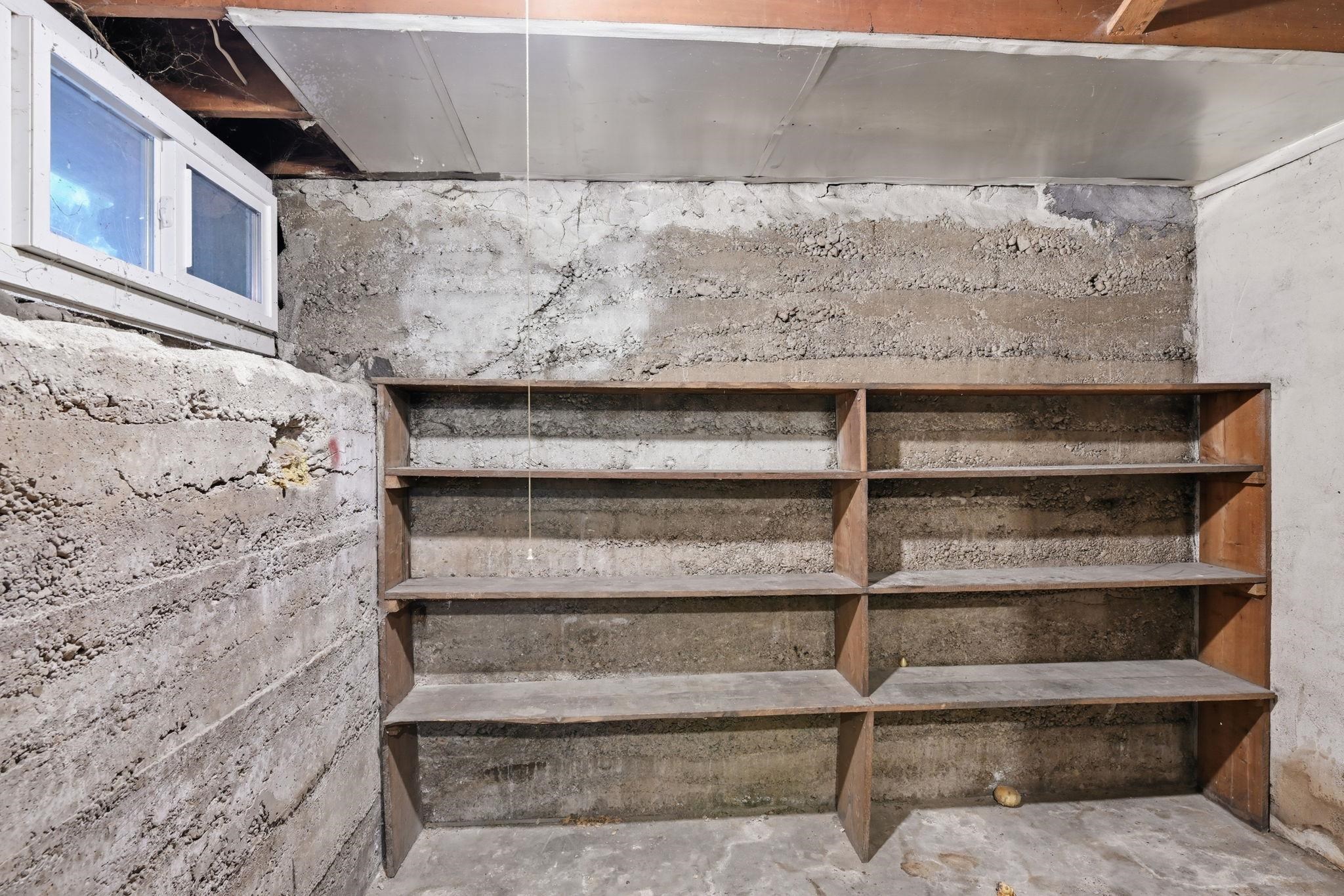 1018 W Grace Ave - Photo 33