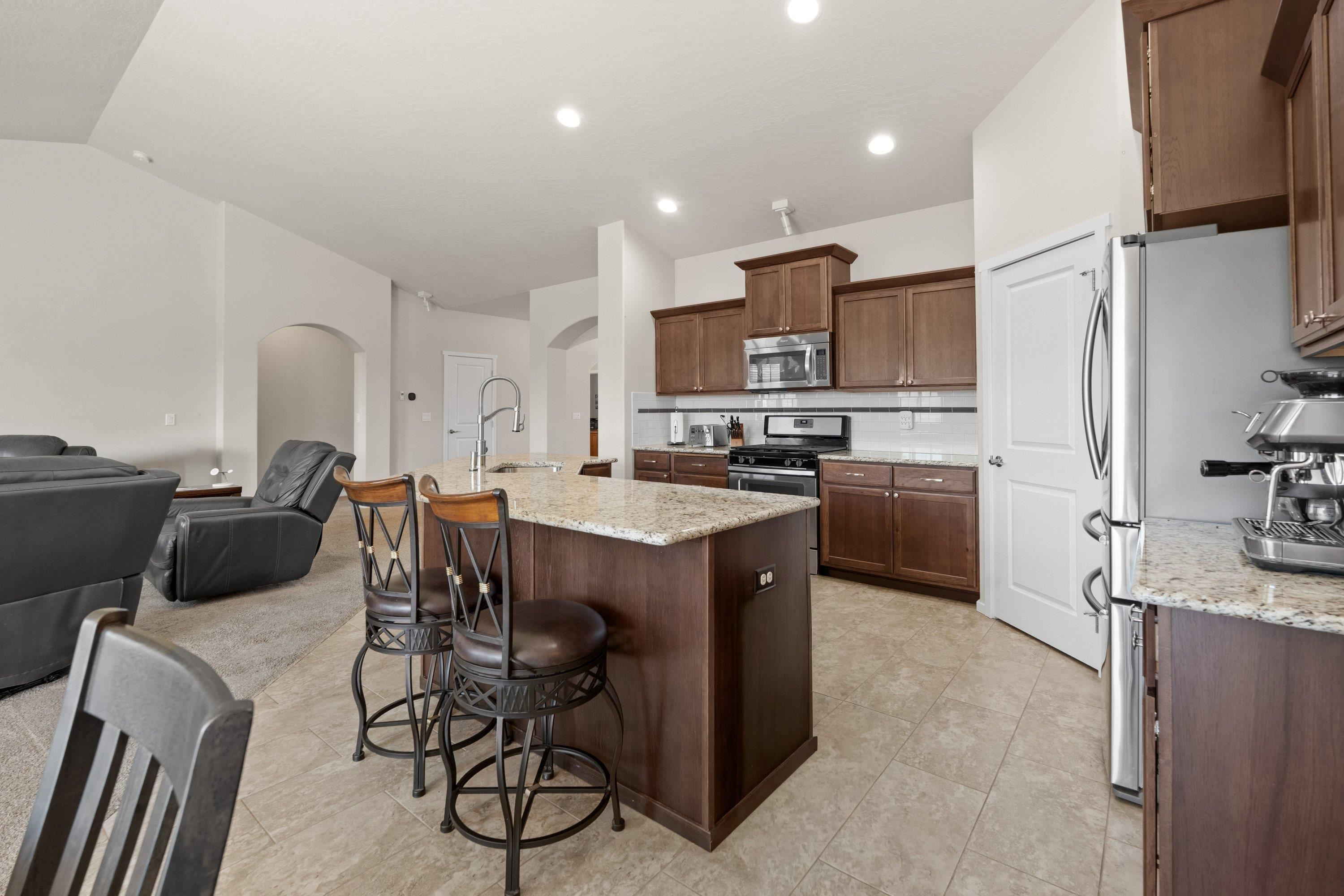 19016 E 15th Ave - Photo 24