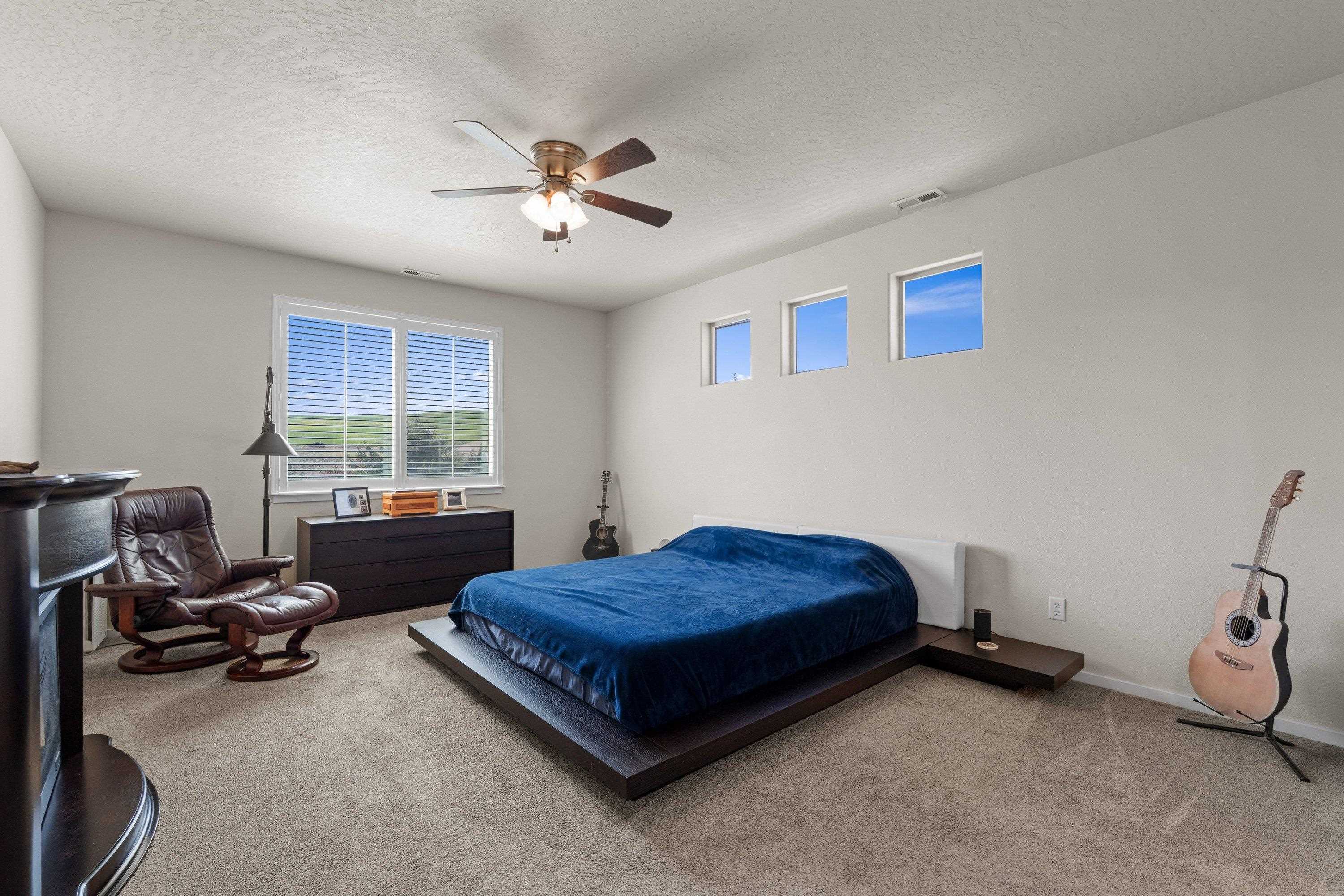 19016 E 15th Ave - Photo 33