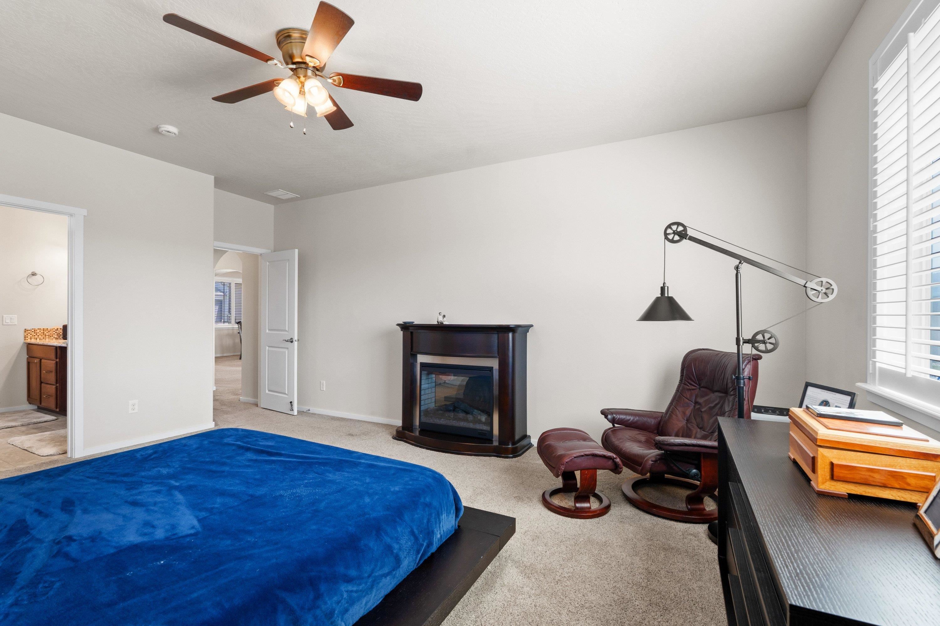 19016 E 15th Ave - Photo 34
