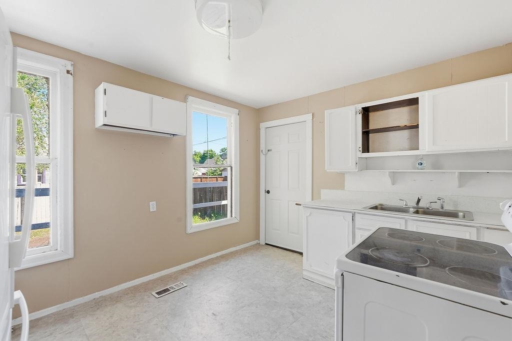 2030 W Dean Ave - Photo 15