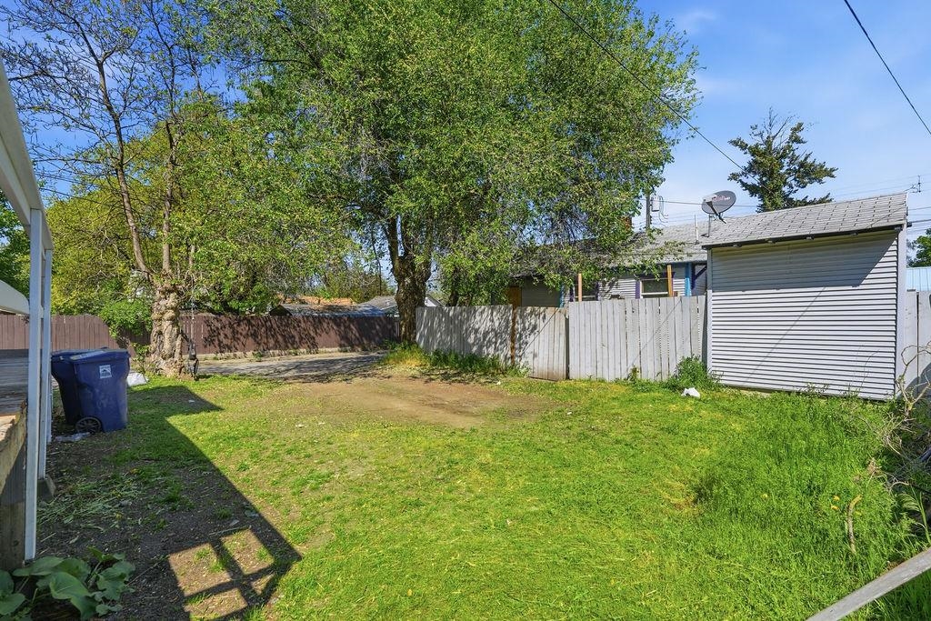 2030 W Dean Ave - Photo 23