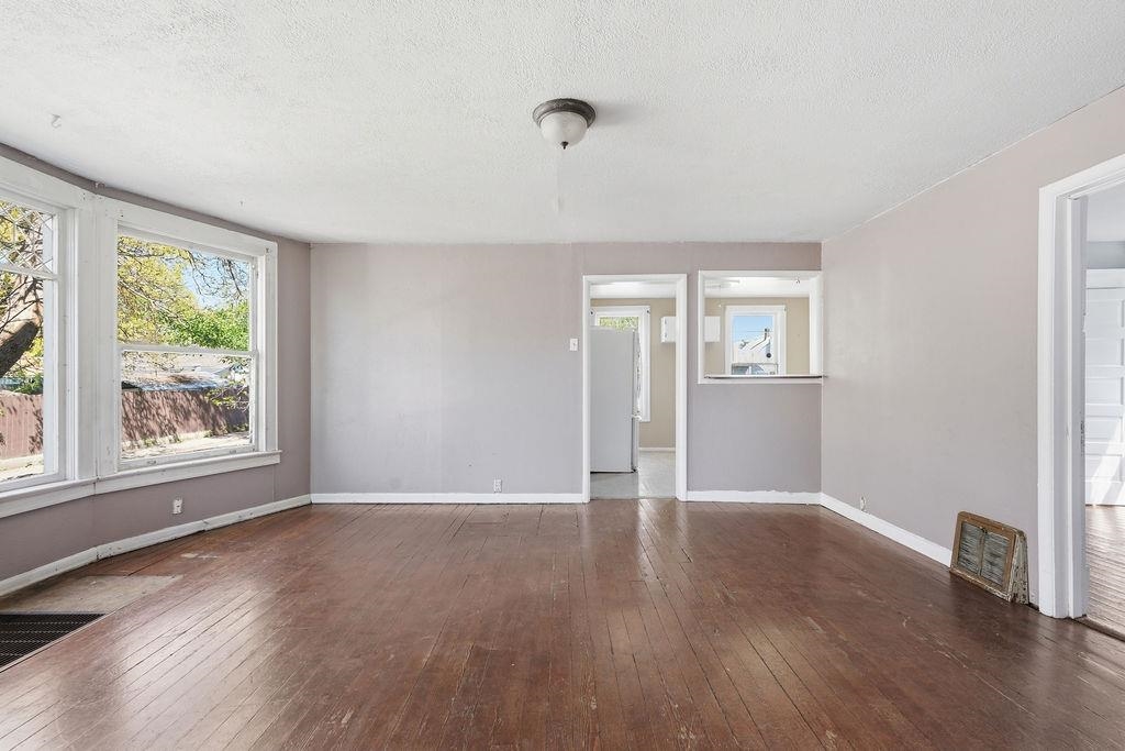 2030 W Dean Ave - Photo 5