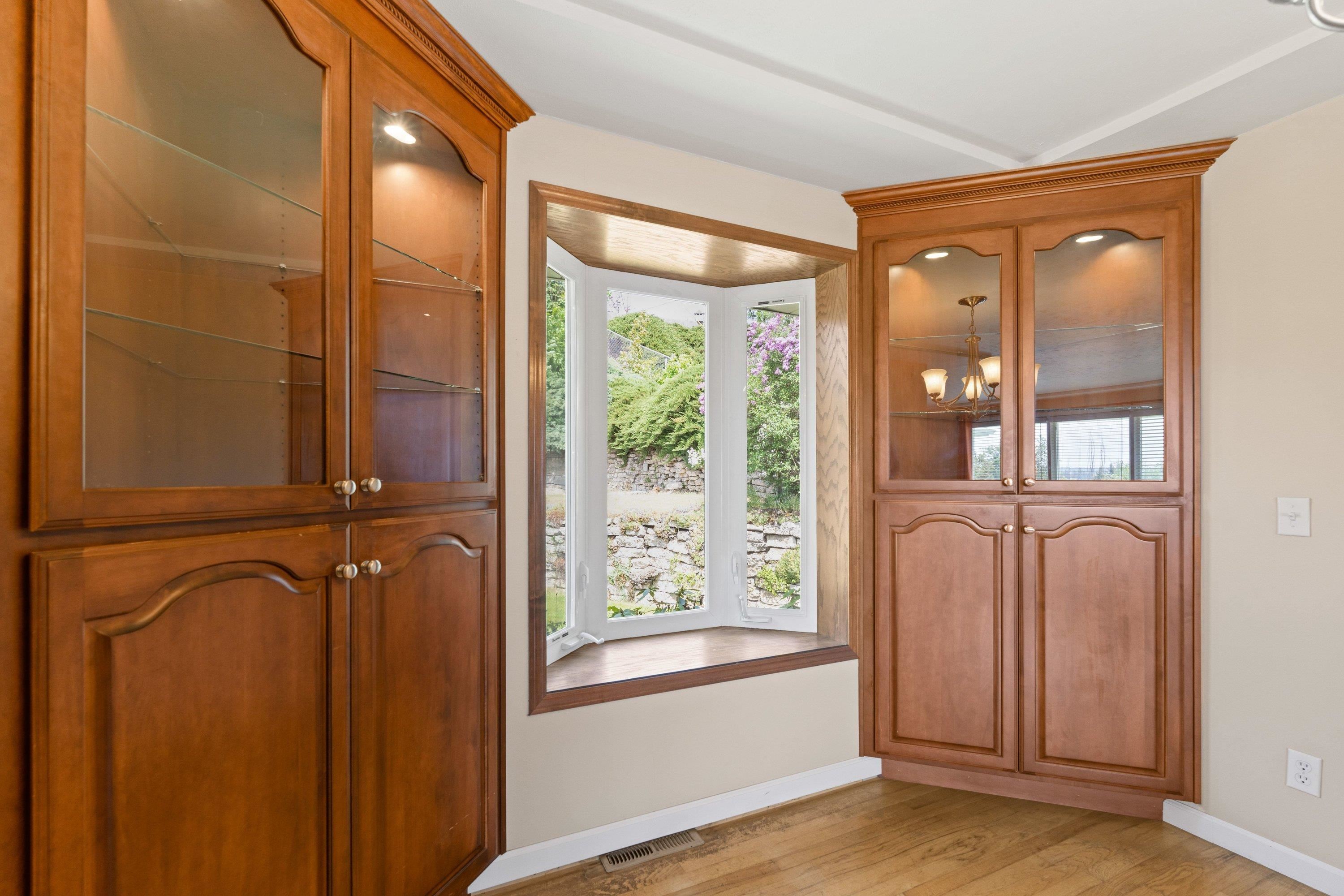 2312 W Woodside Ave - Photo 11