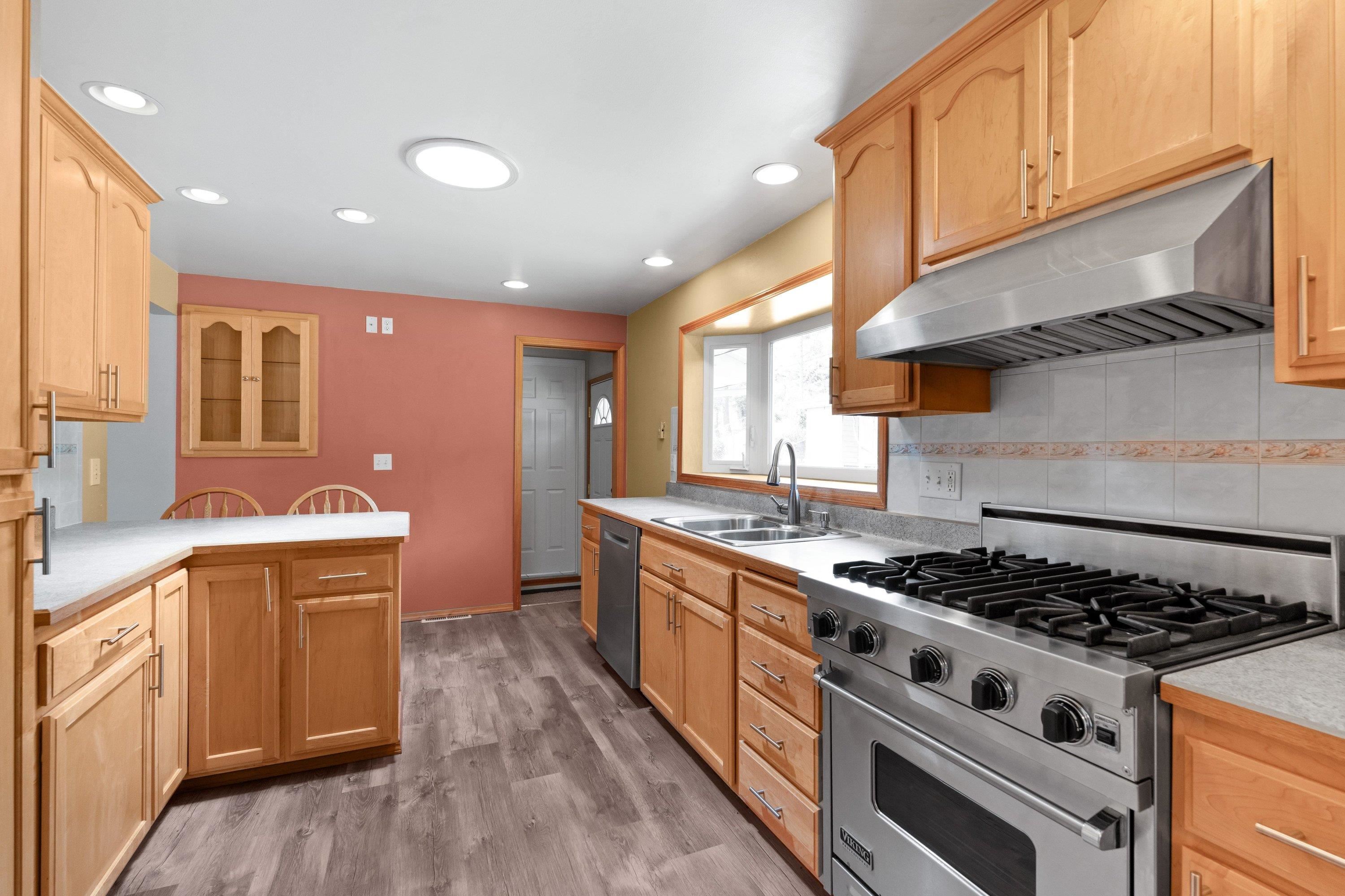 2312 W Woodside Ave - Photo 14