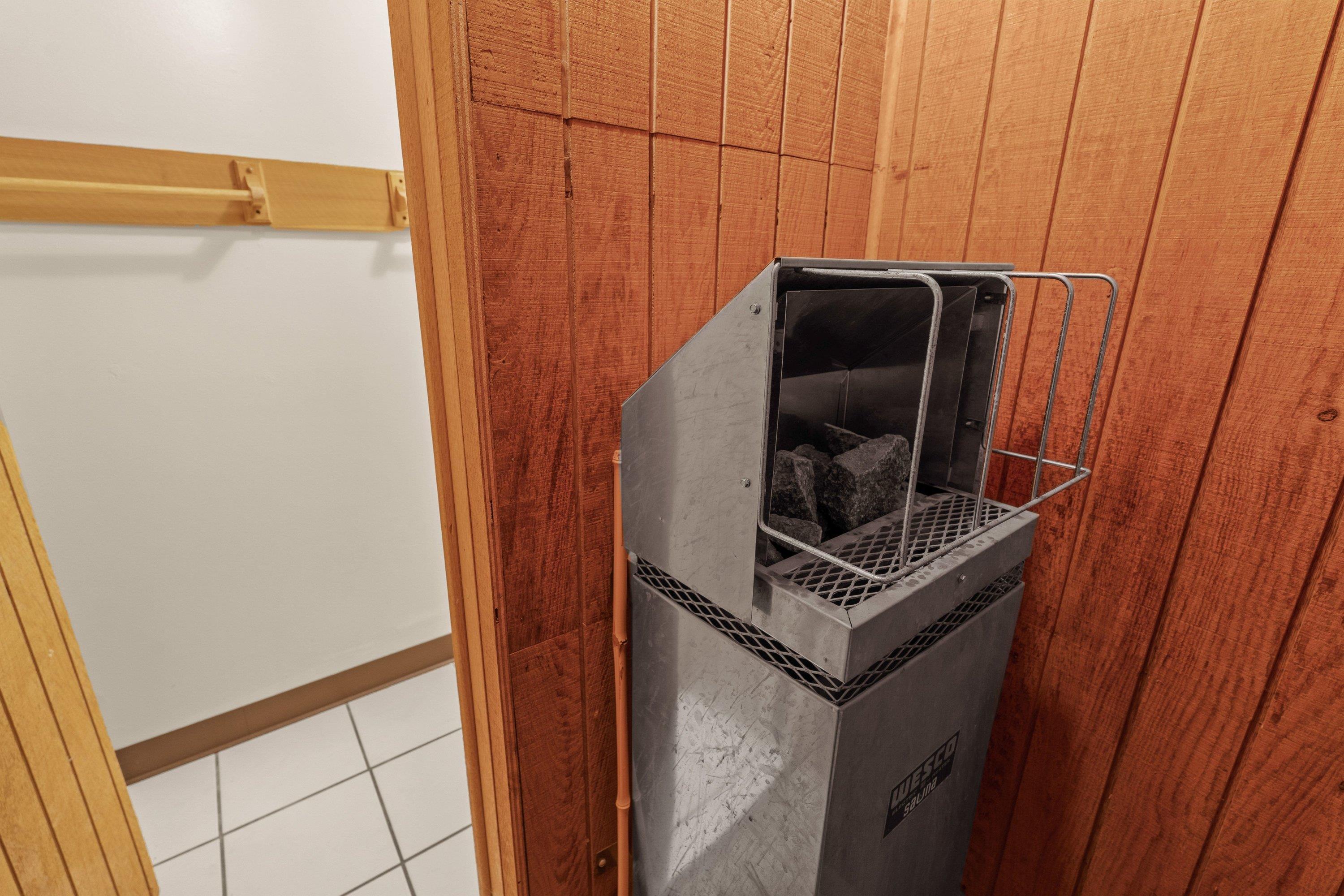 2312 W Woodside Ave - Photo 27