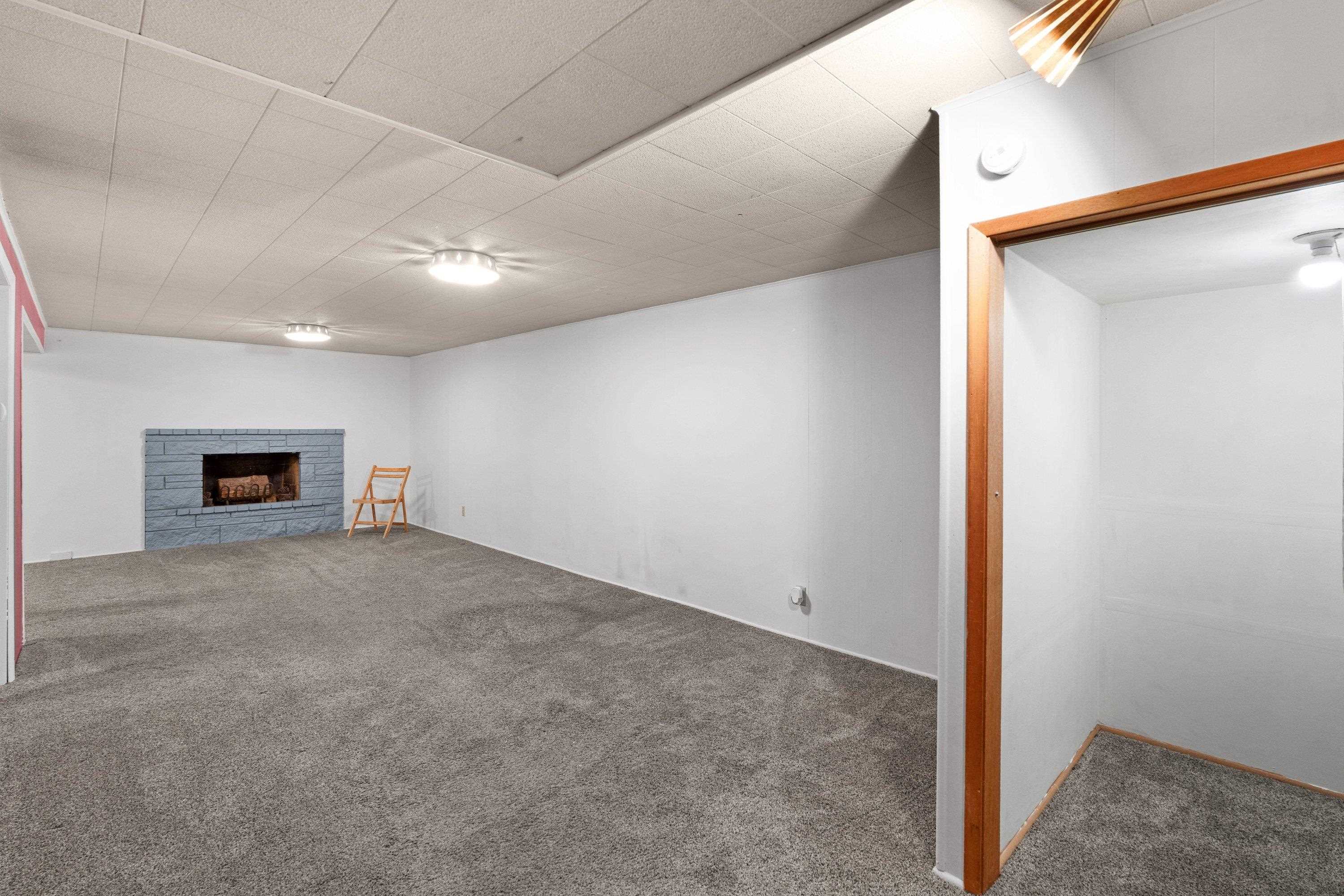 2312 W Woodside Ave - Photo 28