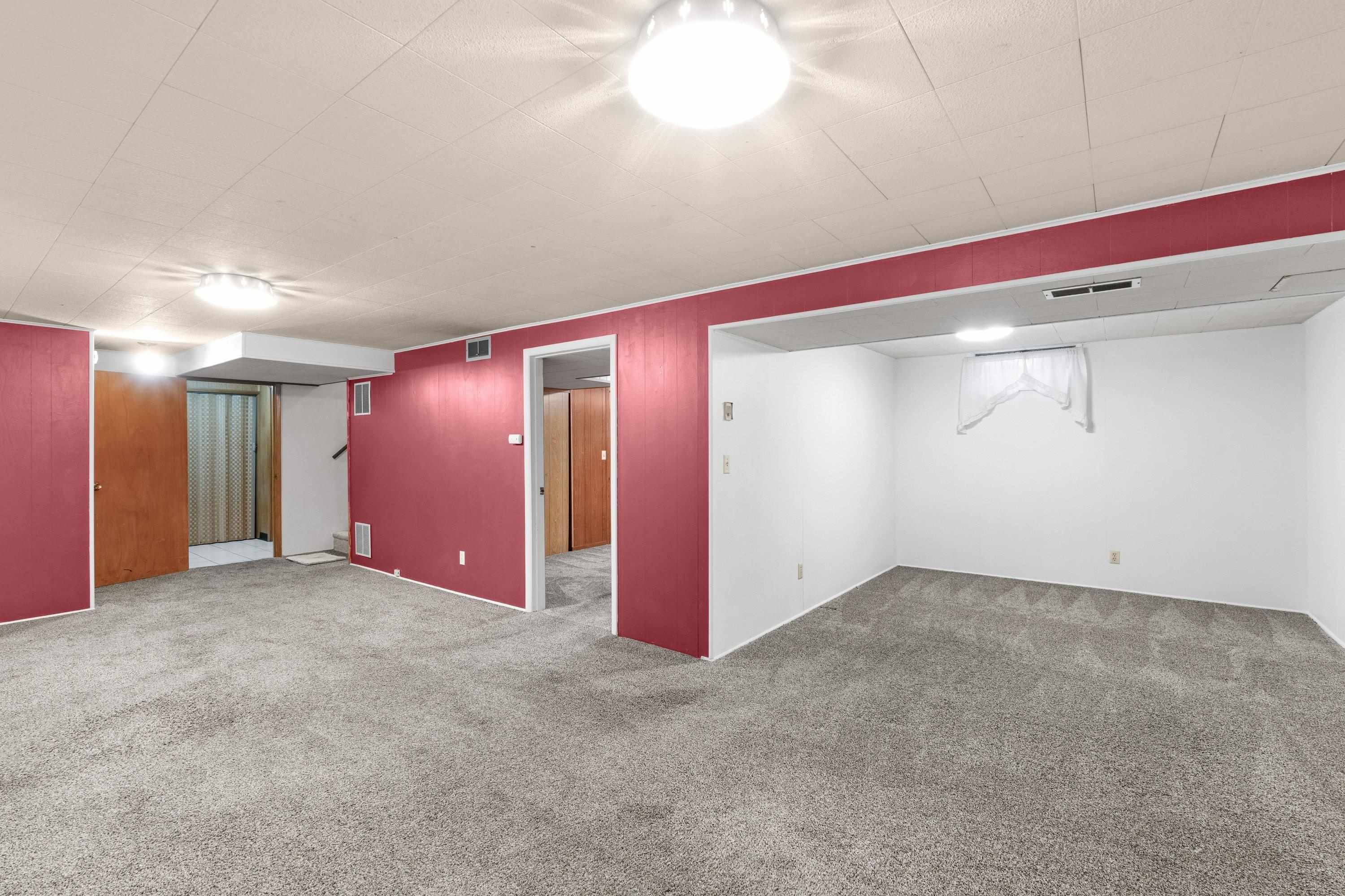 2312 W Woodside Ave - Photo 30