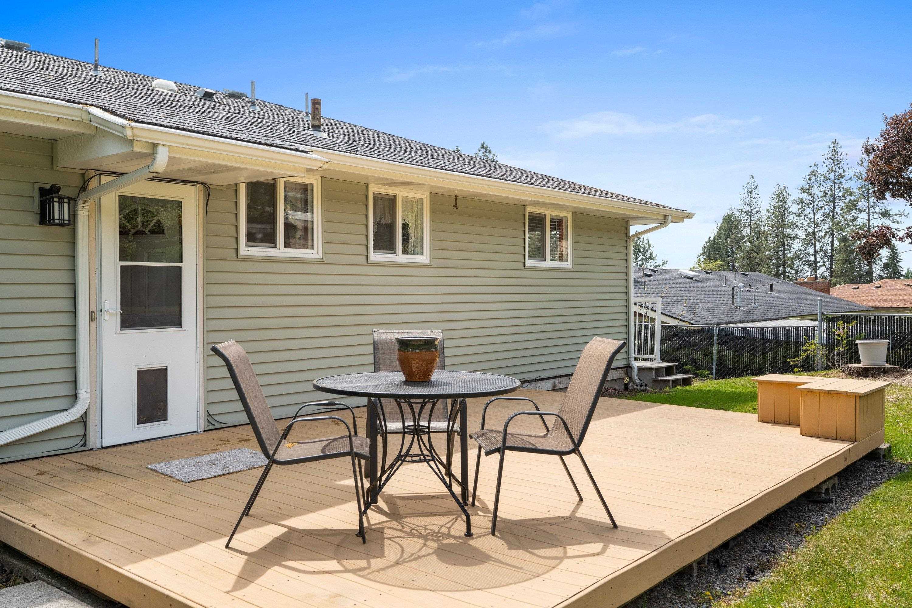 2312 W Woodside Ave - Photo 37