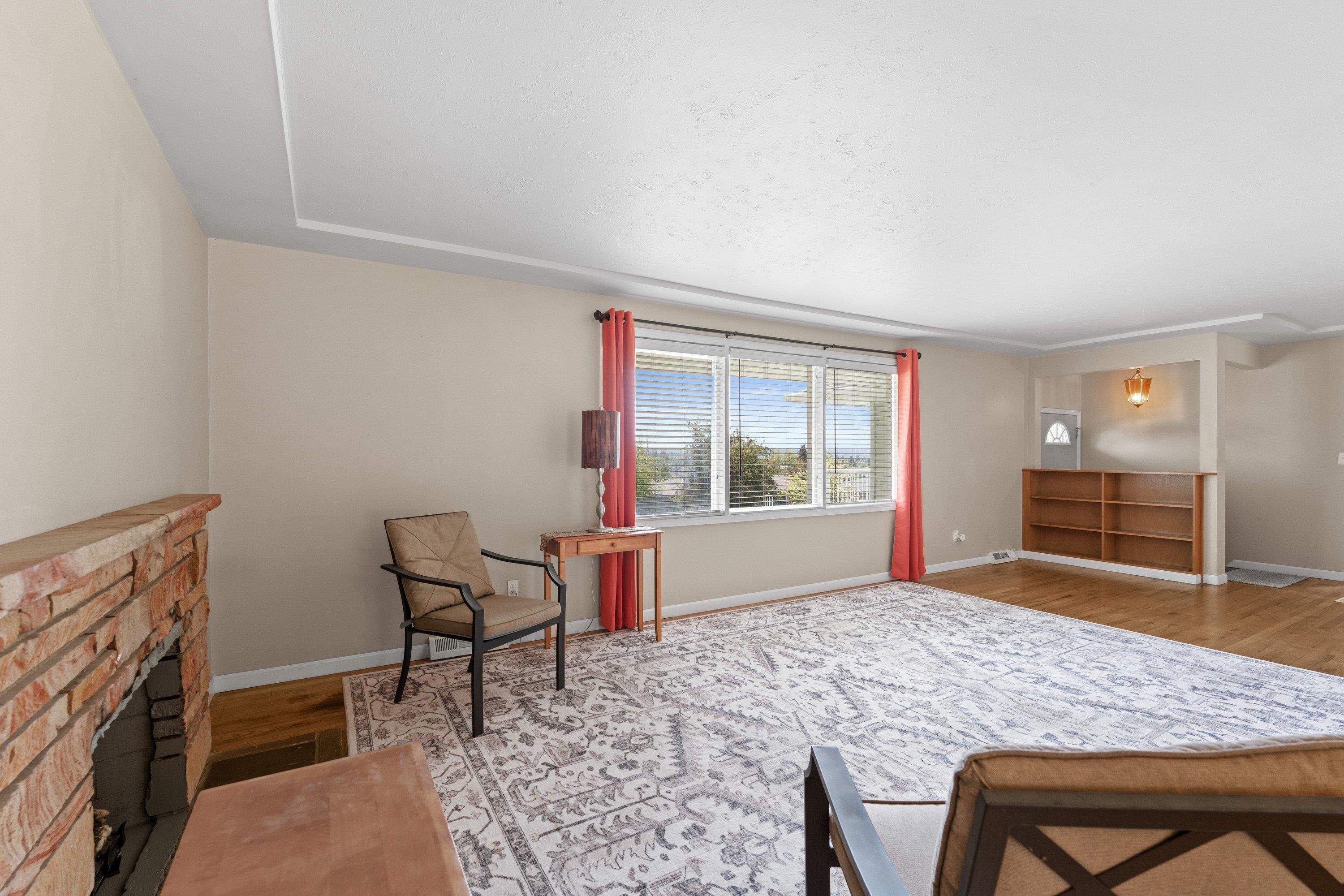 2312 W Woodside Ave - Photo 9