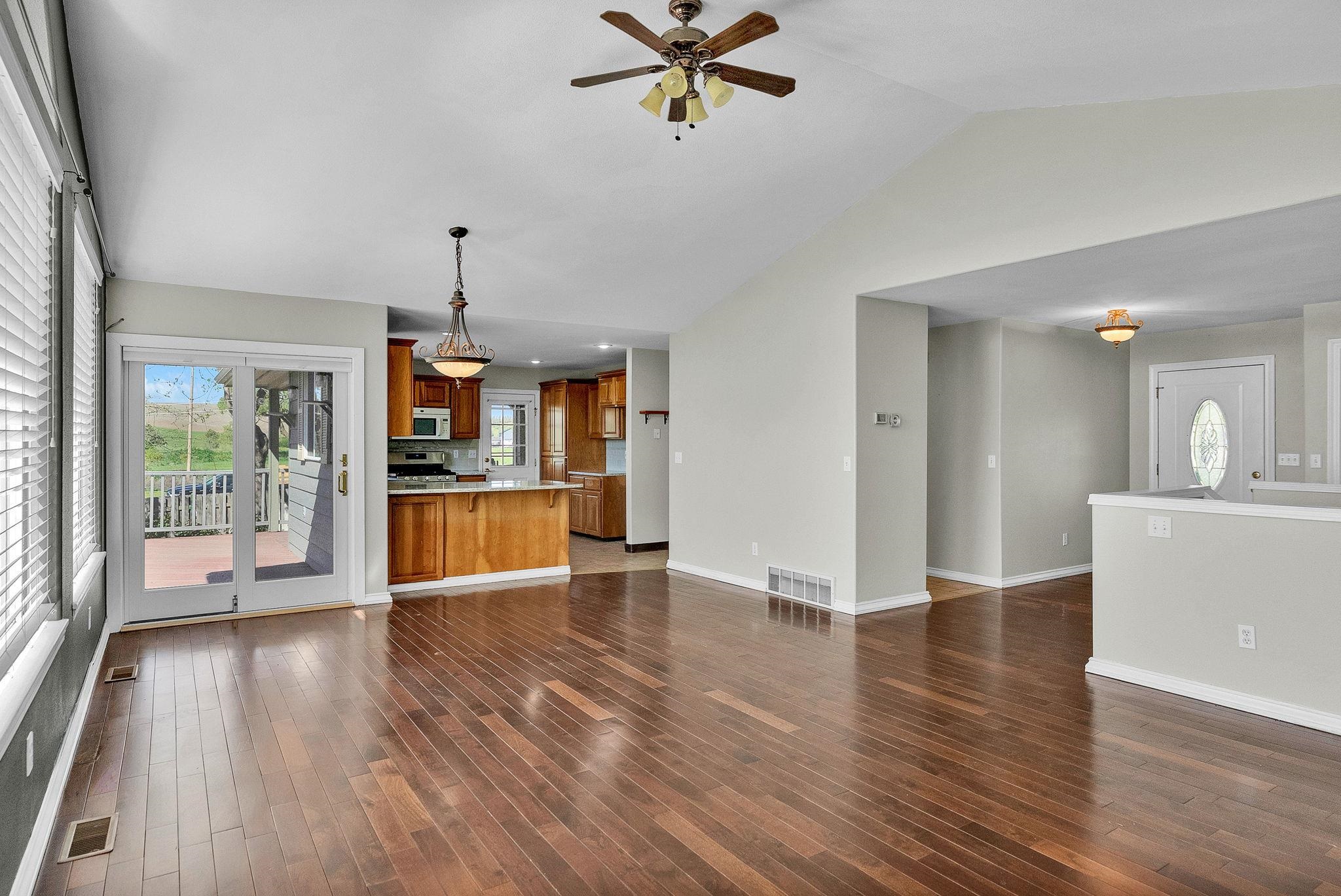 601 Tomeo Ct - Photo 11