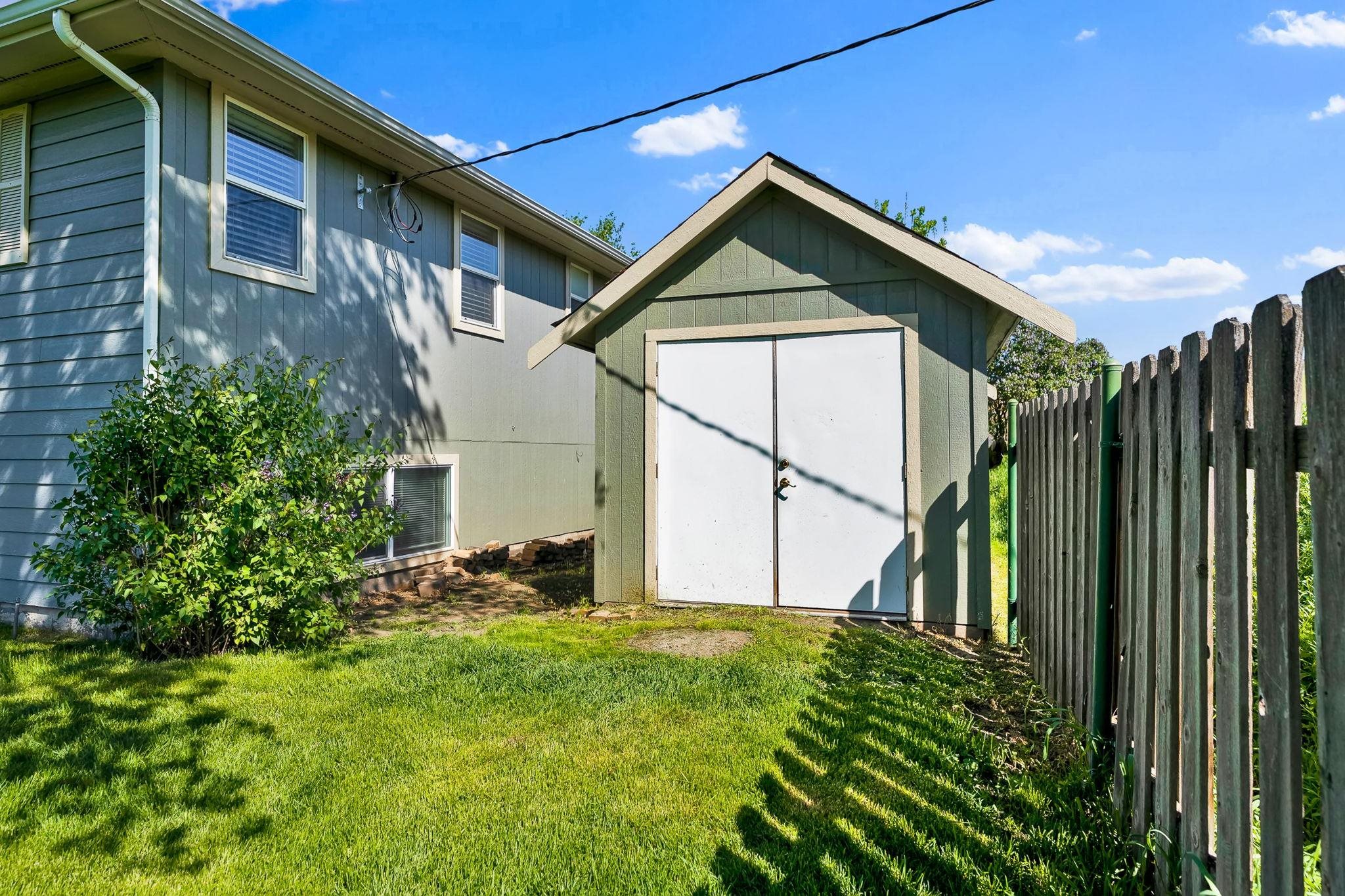 601 Tomeo Ct - Photo 35