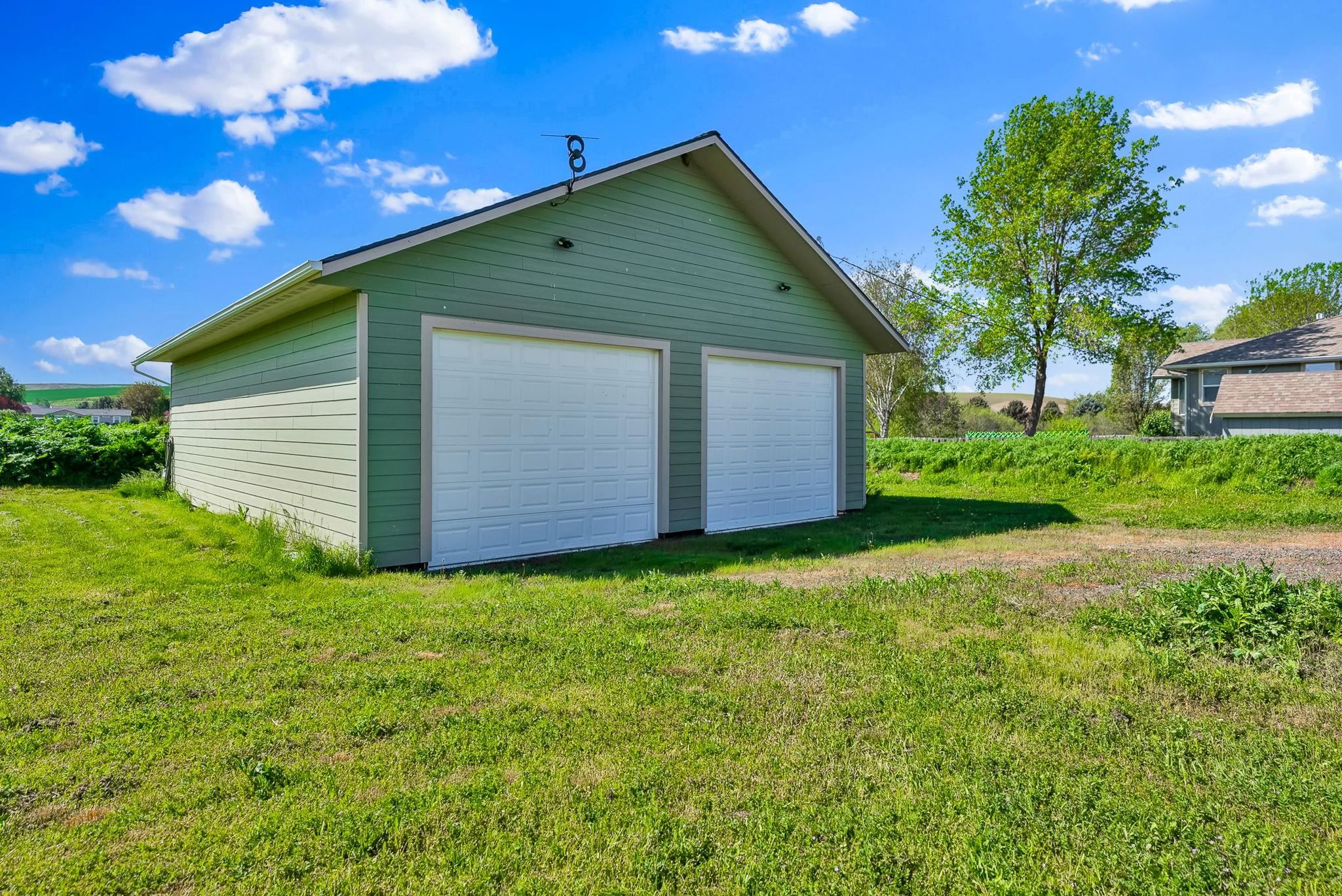 601 Tomeo Ct - Photo 6