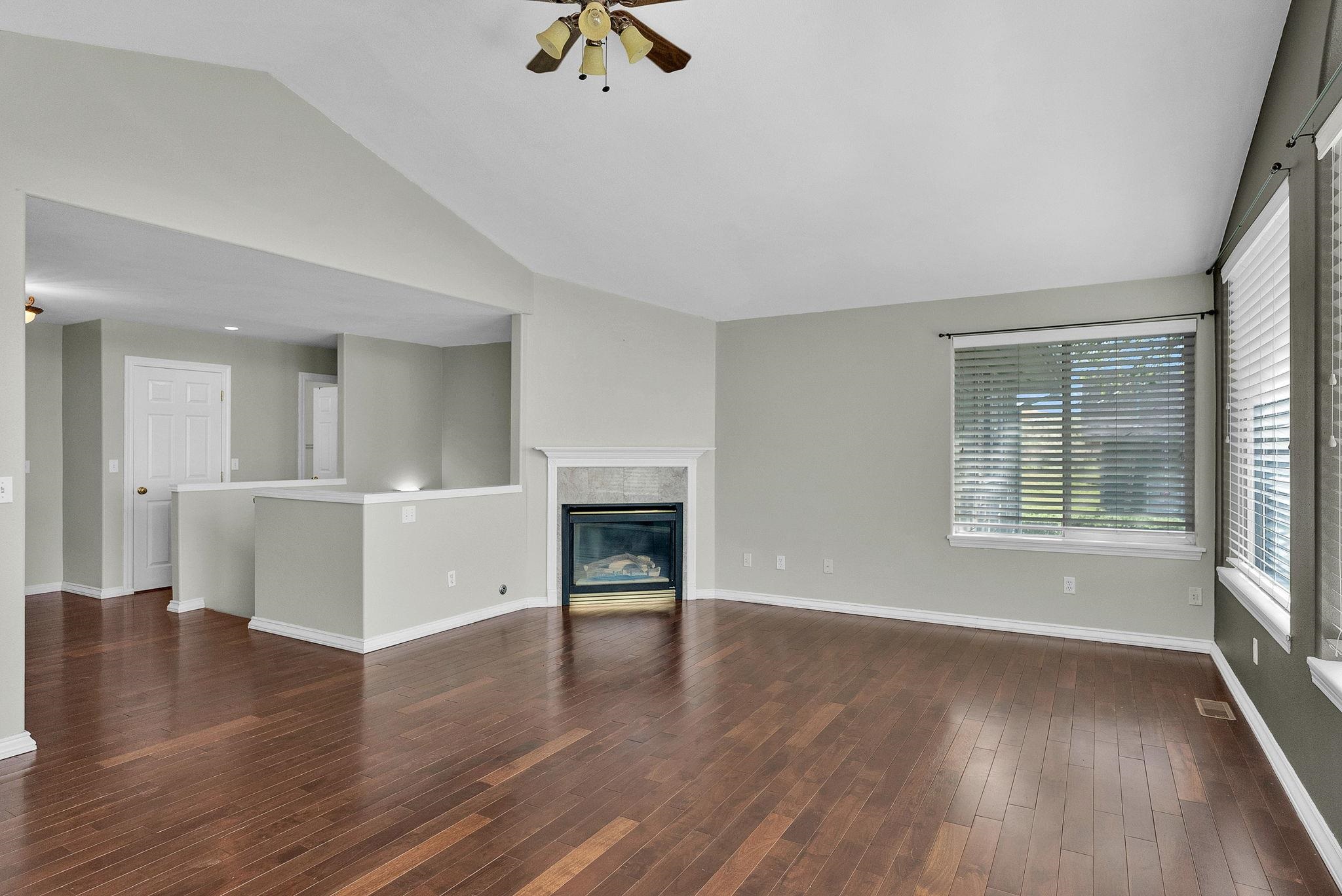 601 Tomeo Ct - Photo 9