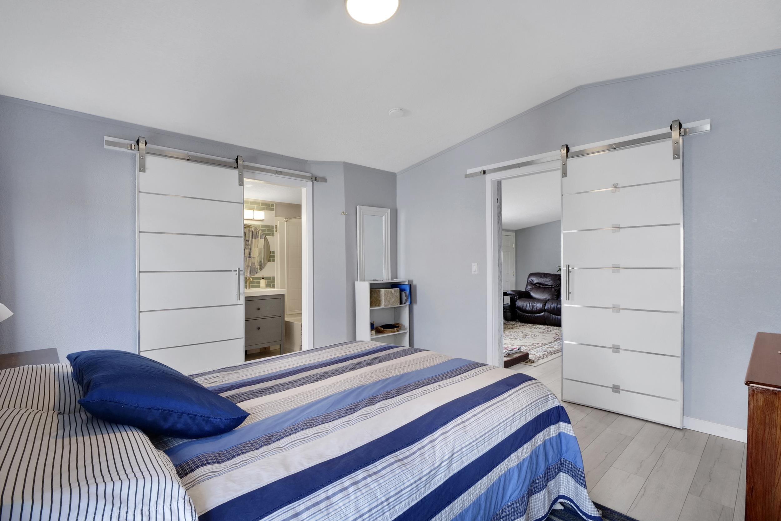 365 NE Adams Rd - Photo 19
