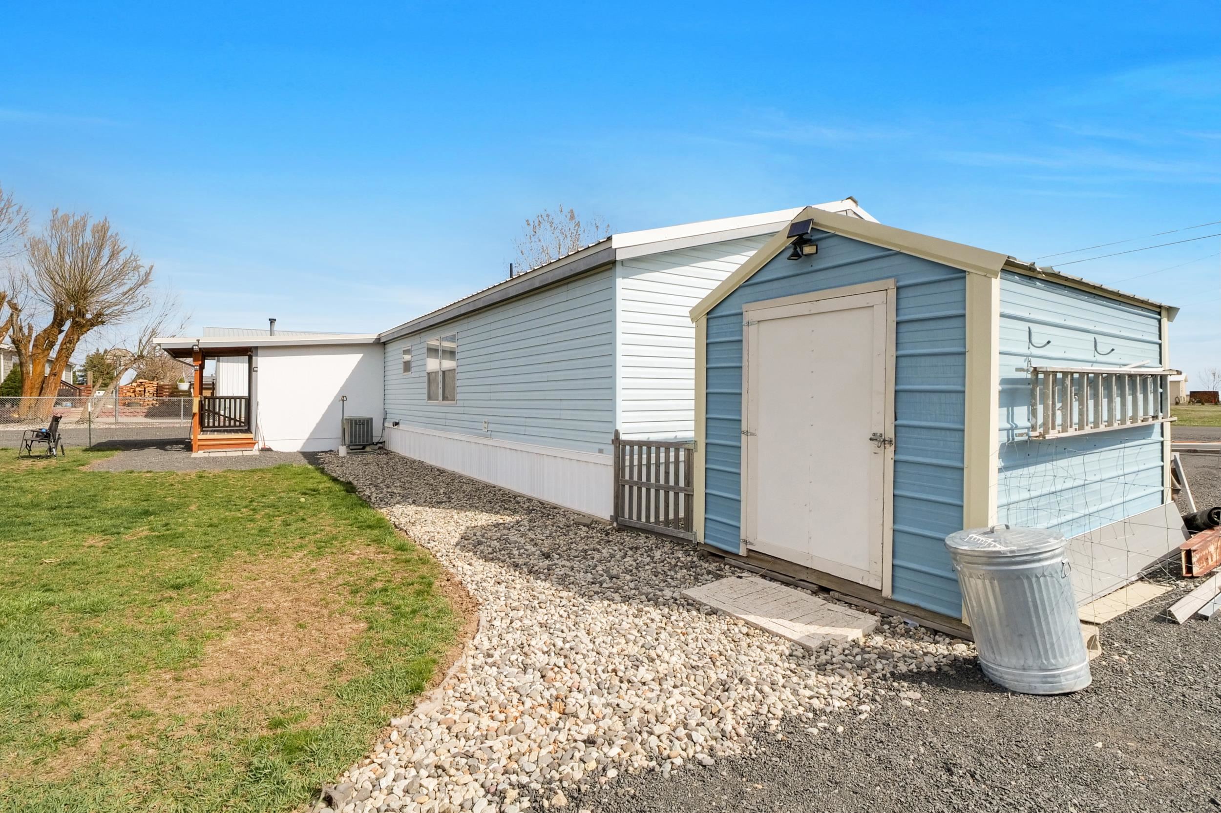 365 NE Adams Rd - Photo 34