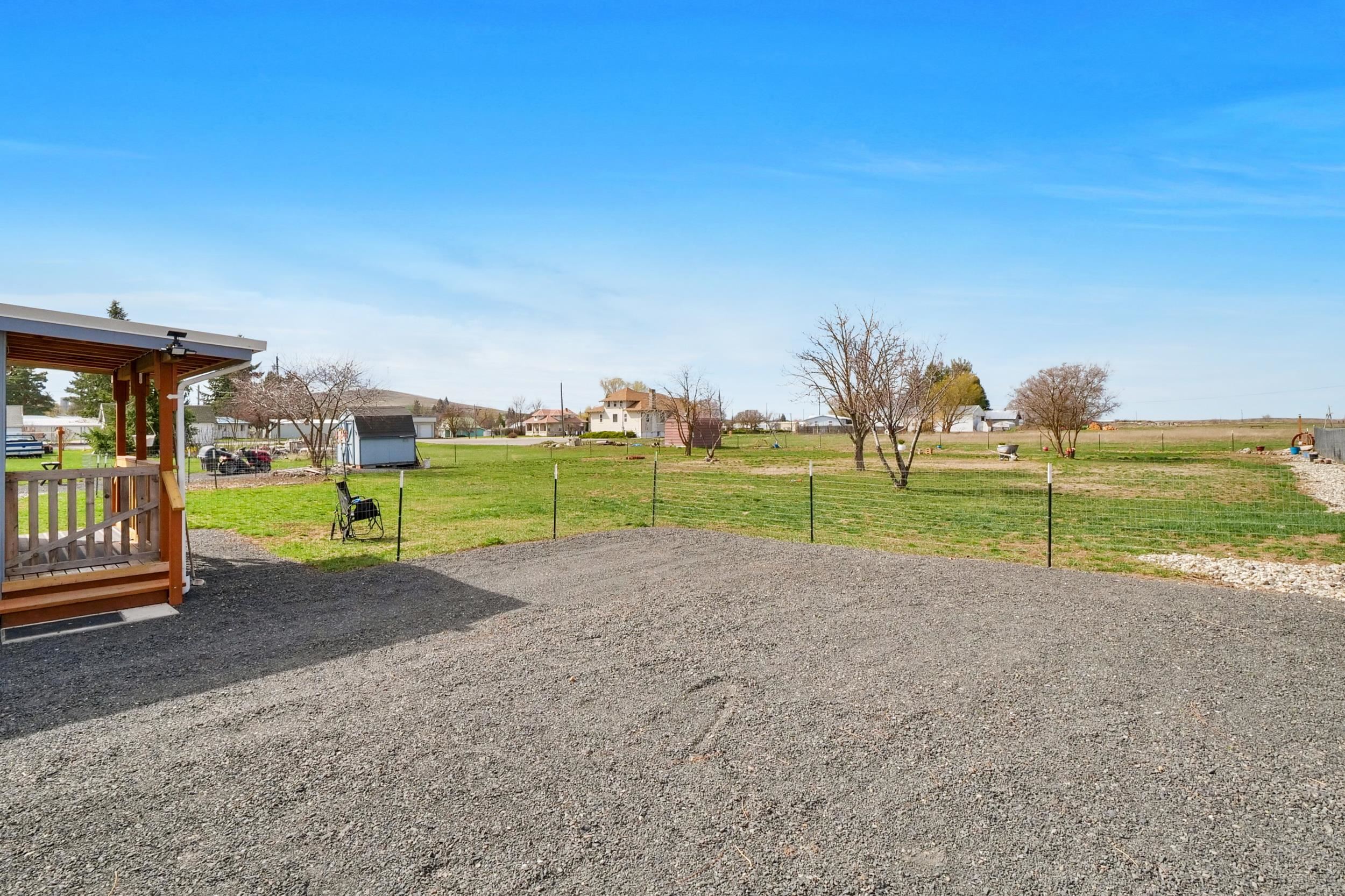 365 NE Adams Rd - Photo 36