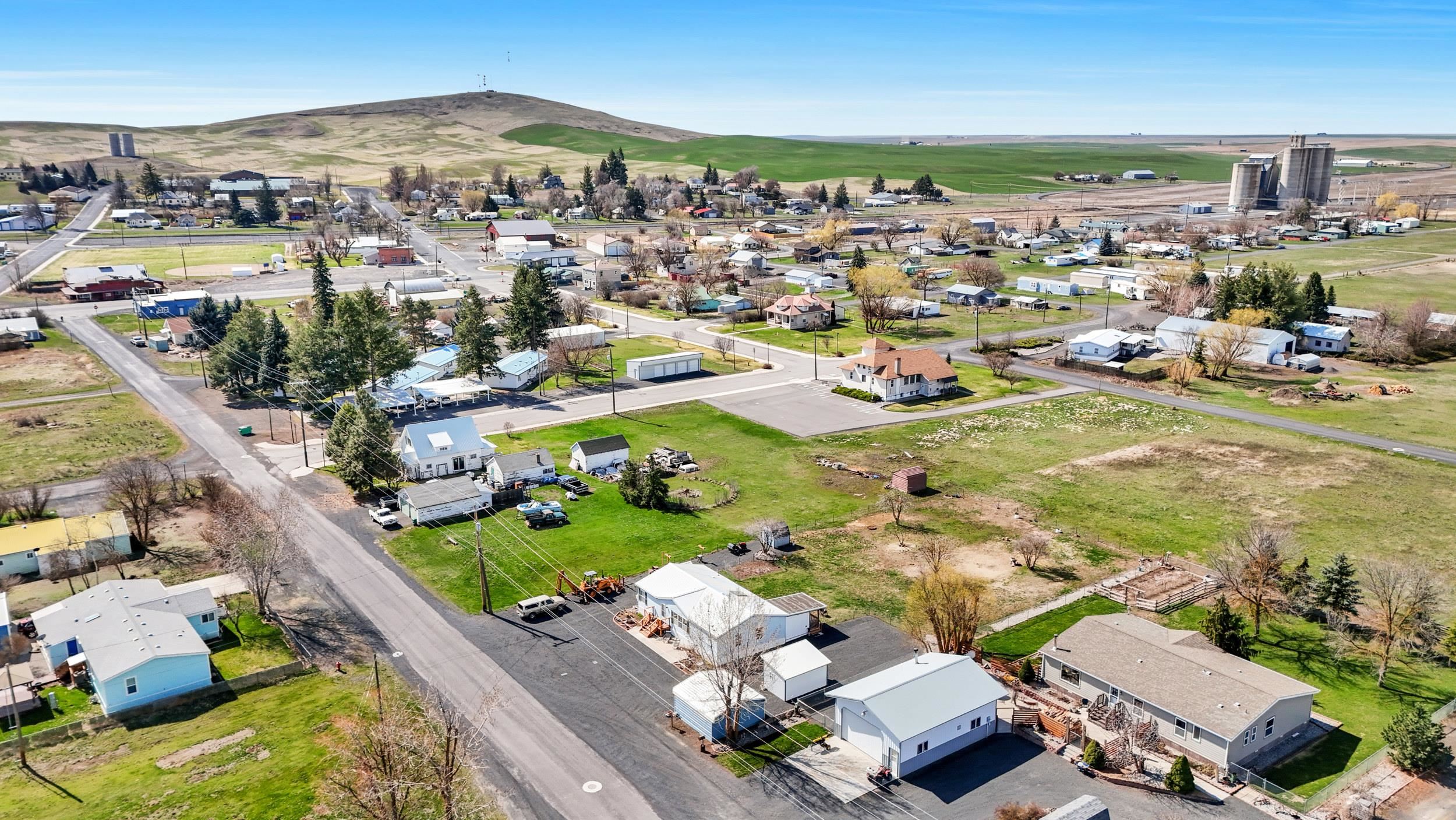 365 NE Adams Rd - Photo 41