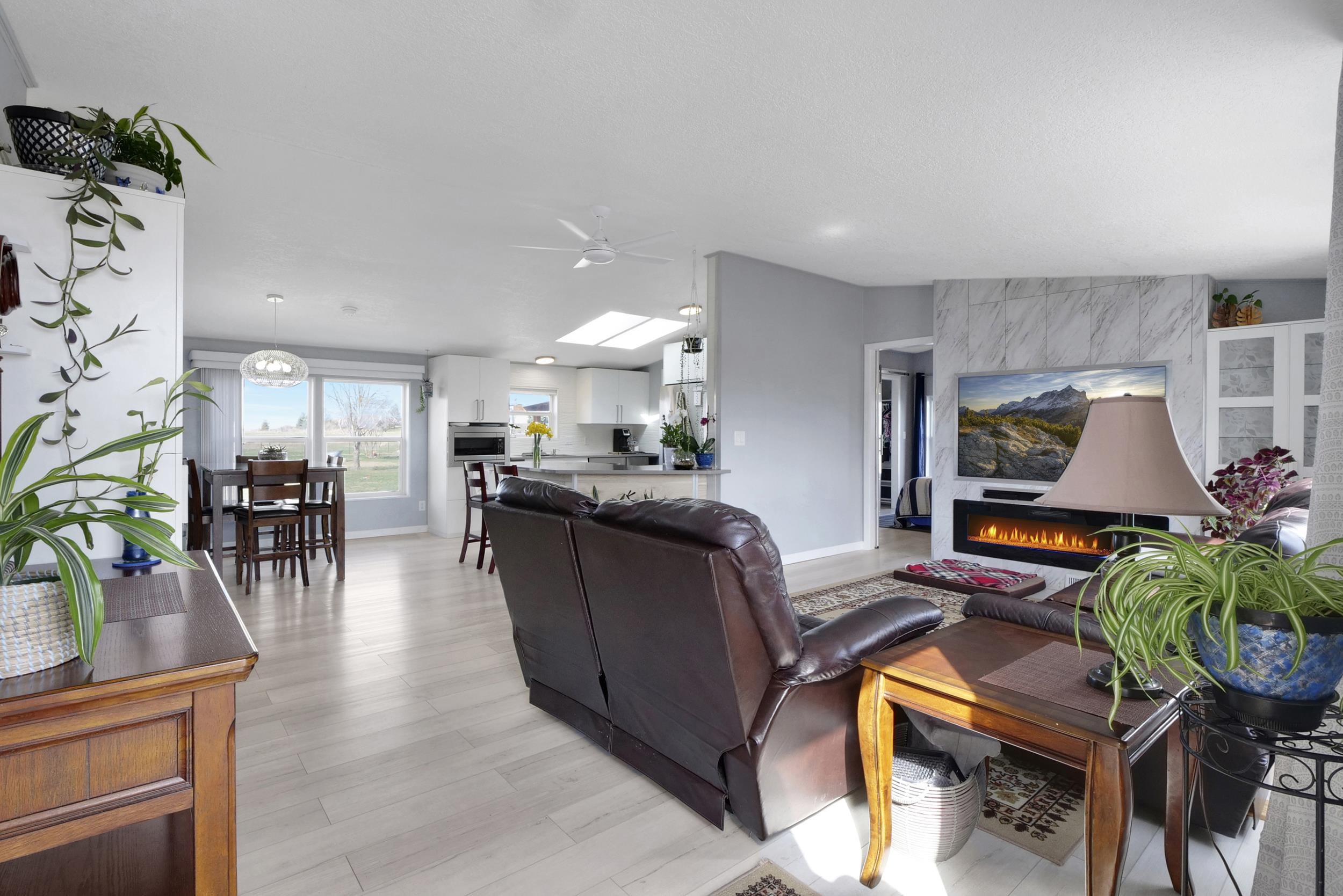 365 NE Adams Rd - Photo 6