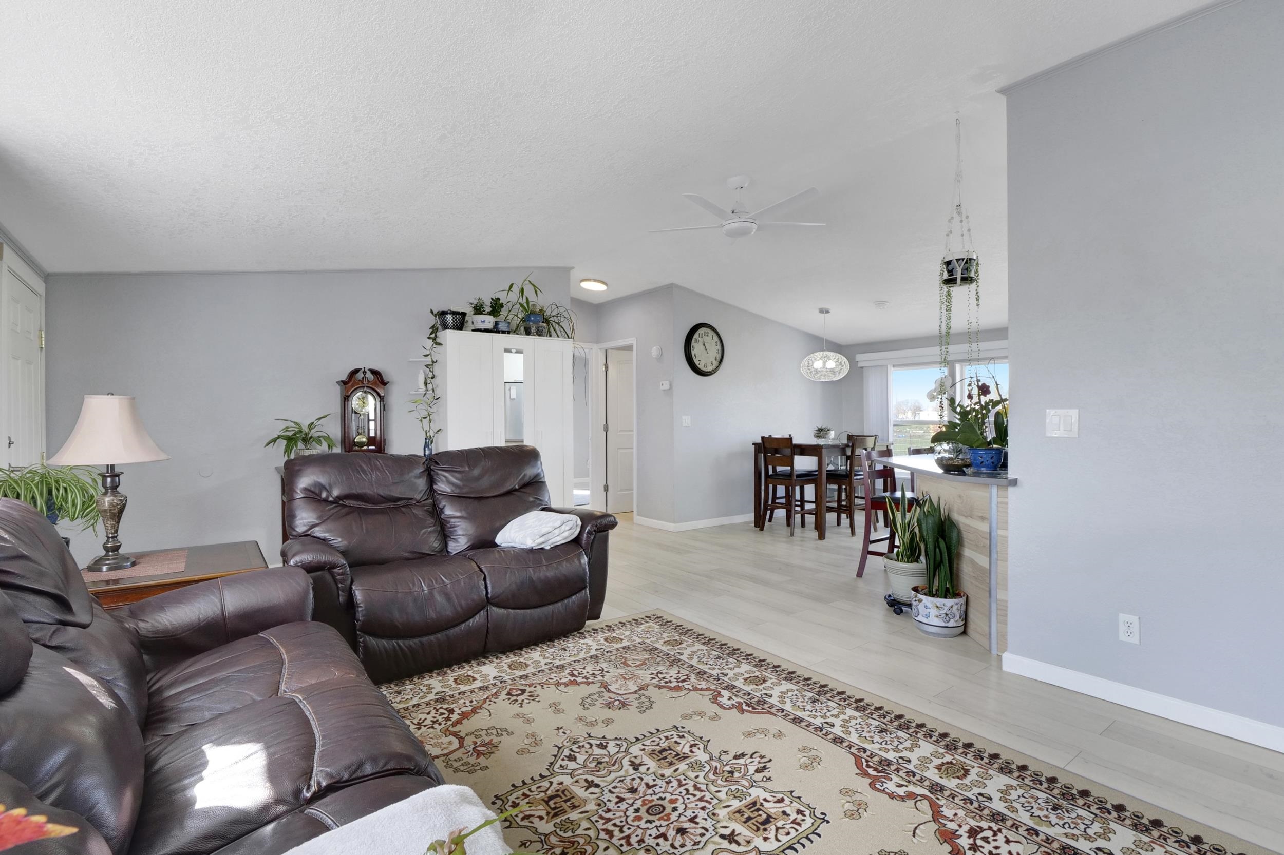365 NE Adams Rd - Photo 8