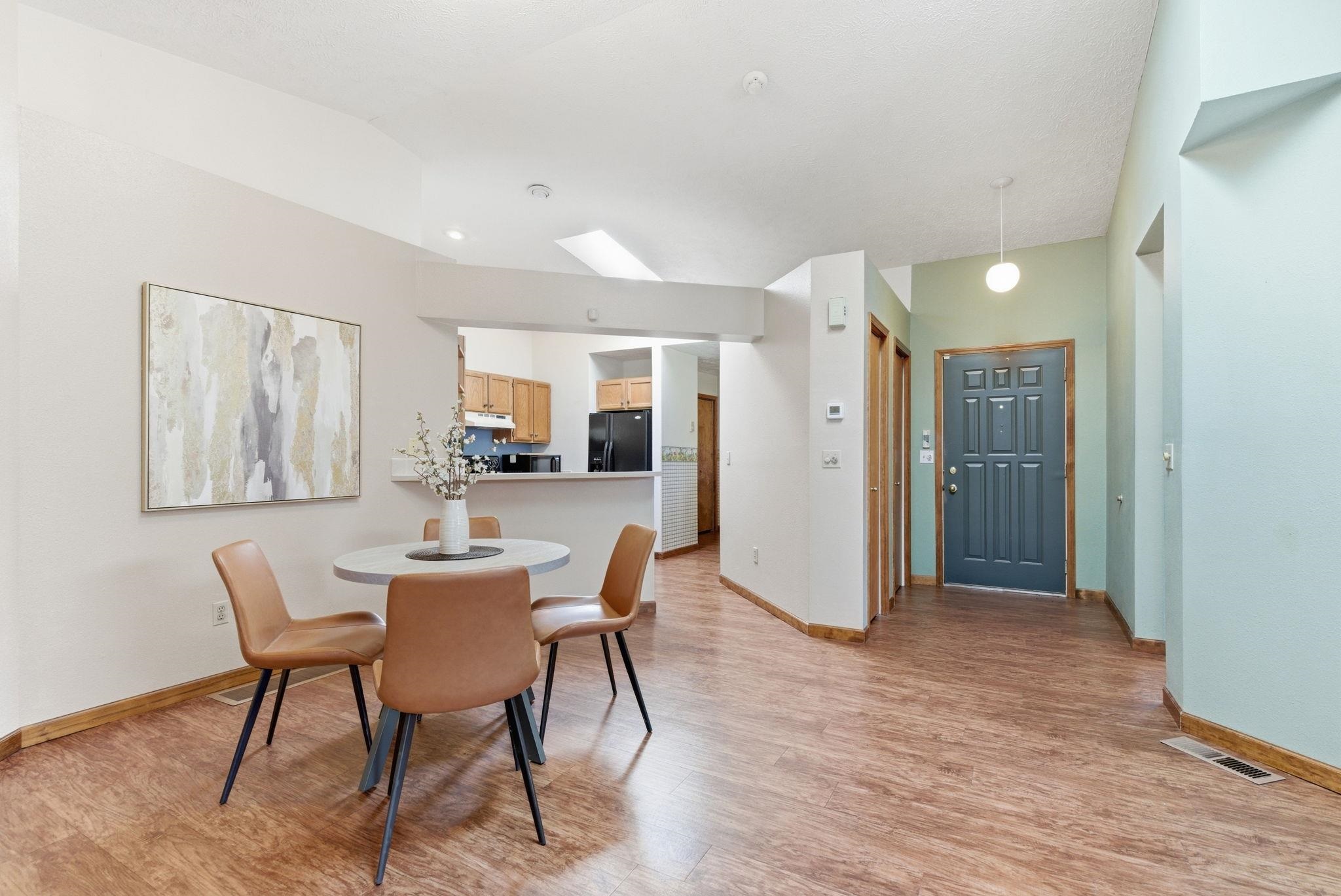 6905 N Hamilton Rd - Photo 13
