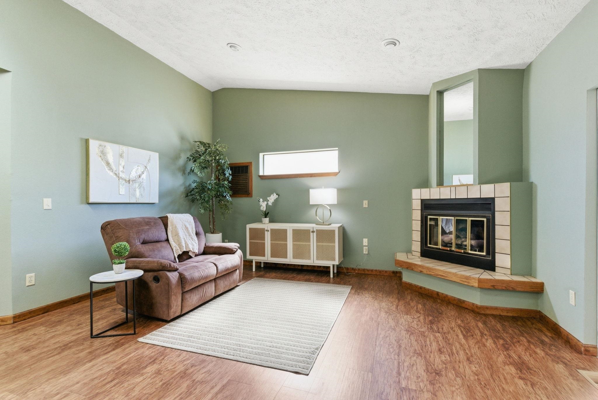6905 N Hamilton Rd - Photo 6