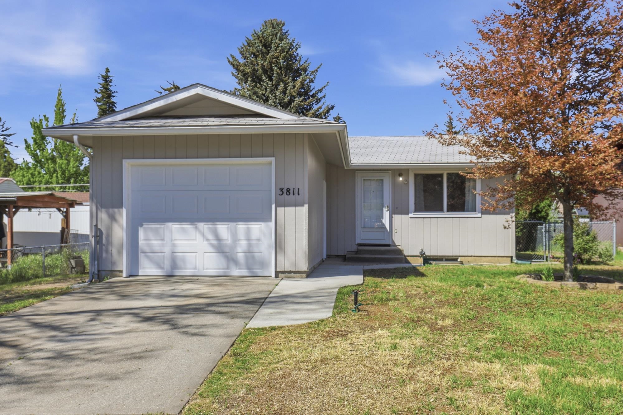 3811 E Hartson Ave - Photo 1