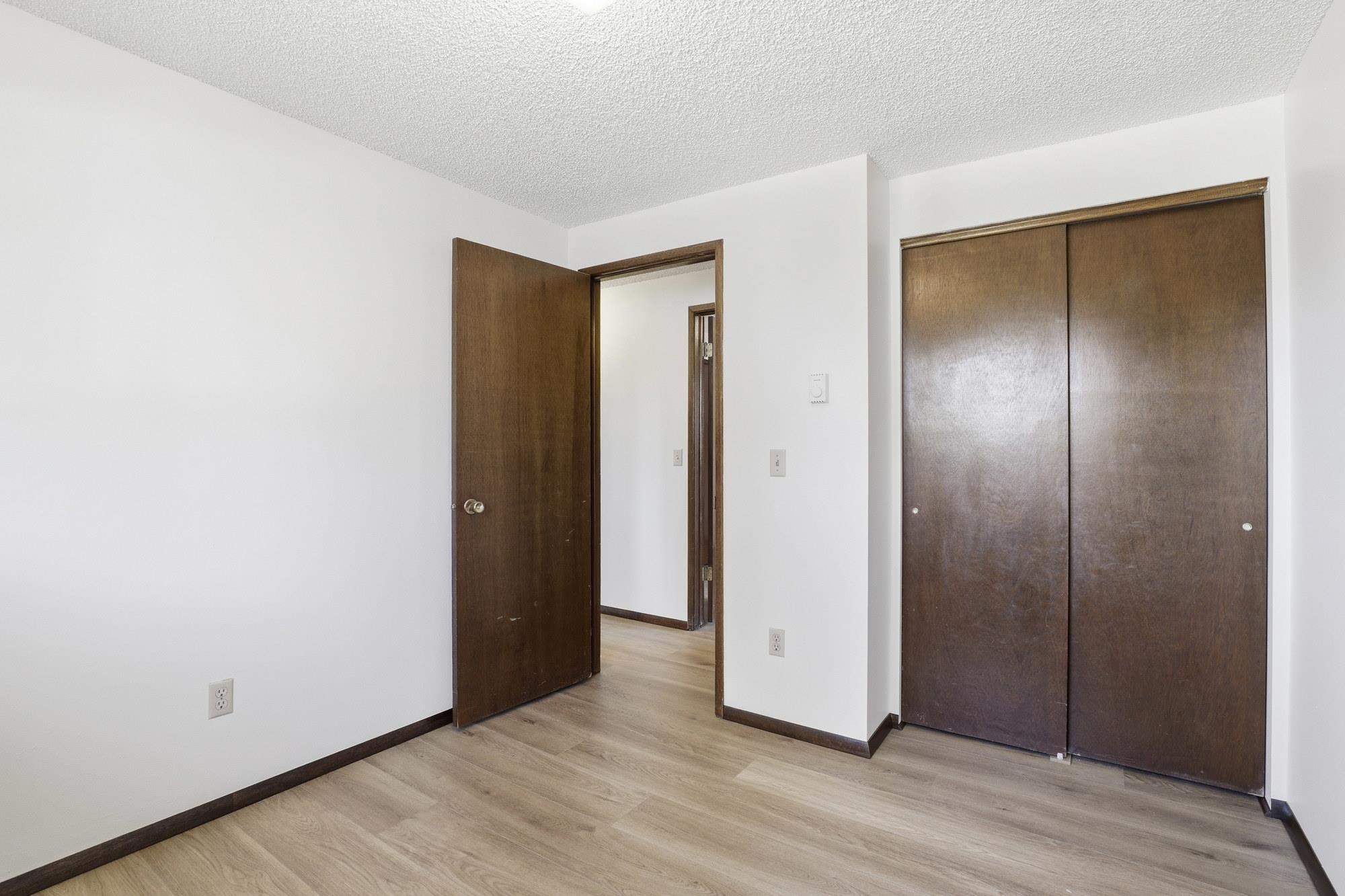 3811 E Hartson Ave - Photo 17