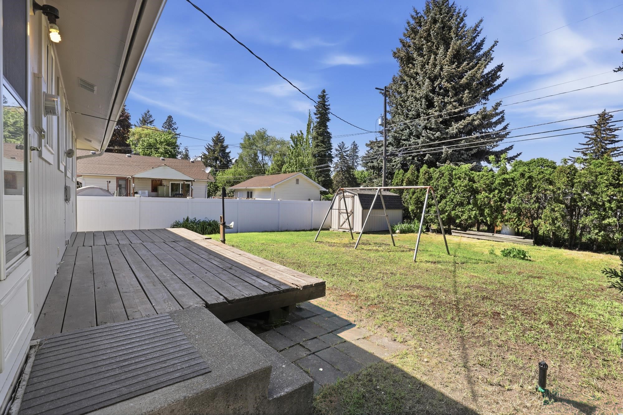 3811 E Hartson Ave - Photo 28