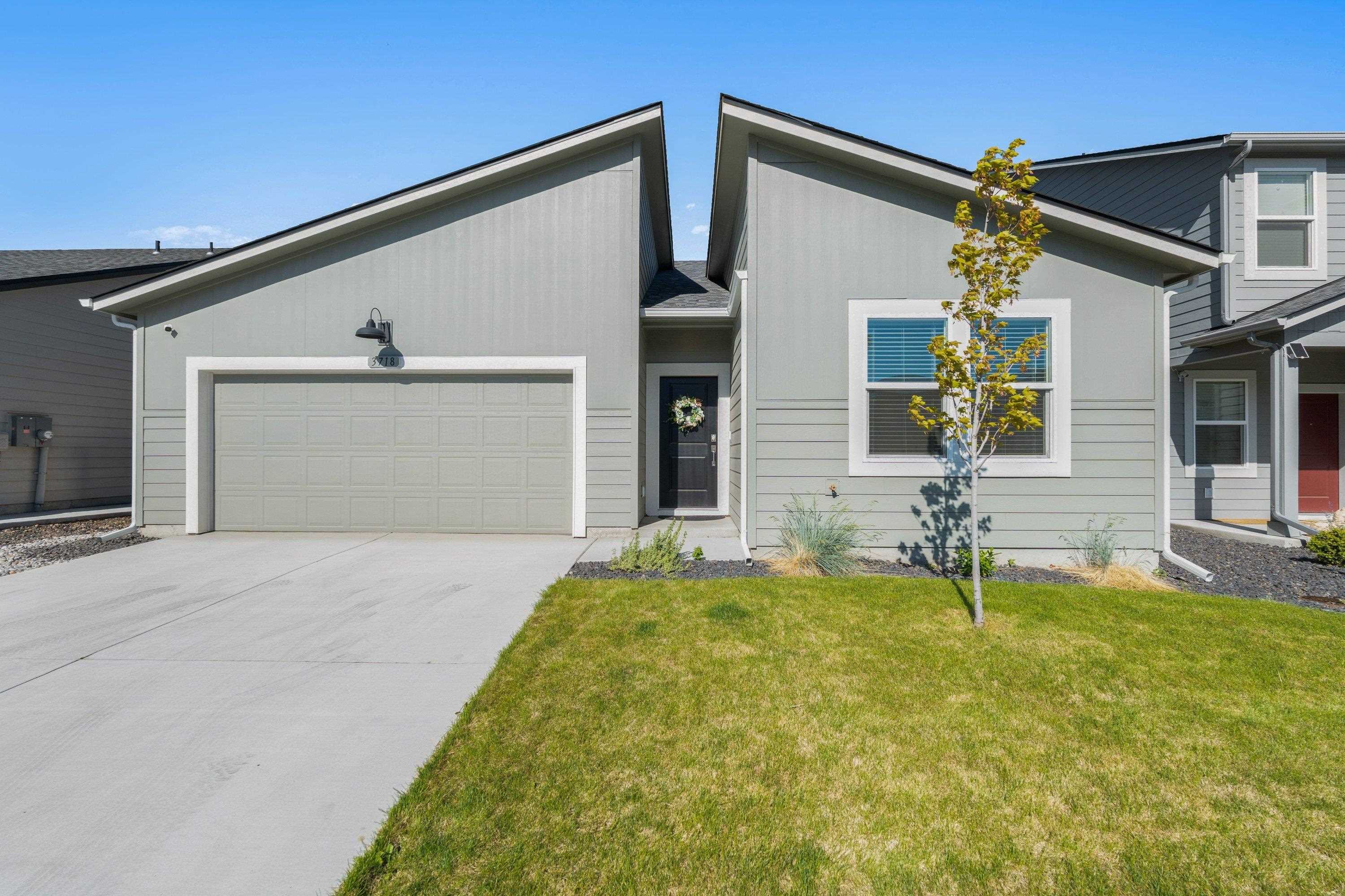 3718 S Wapiti Ln - Photo 1